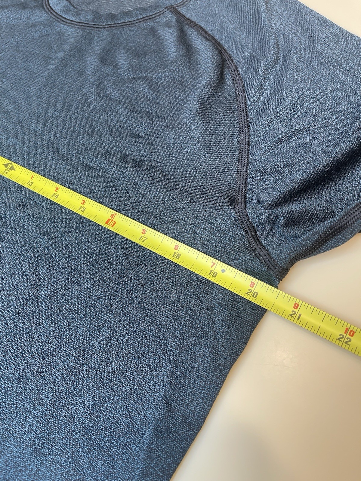Lululemon 5 Year Basic Teal Green Crew Neck Short Sleeve T Shirt Medium Stretch gallery