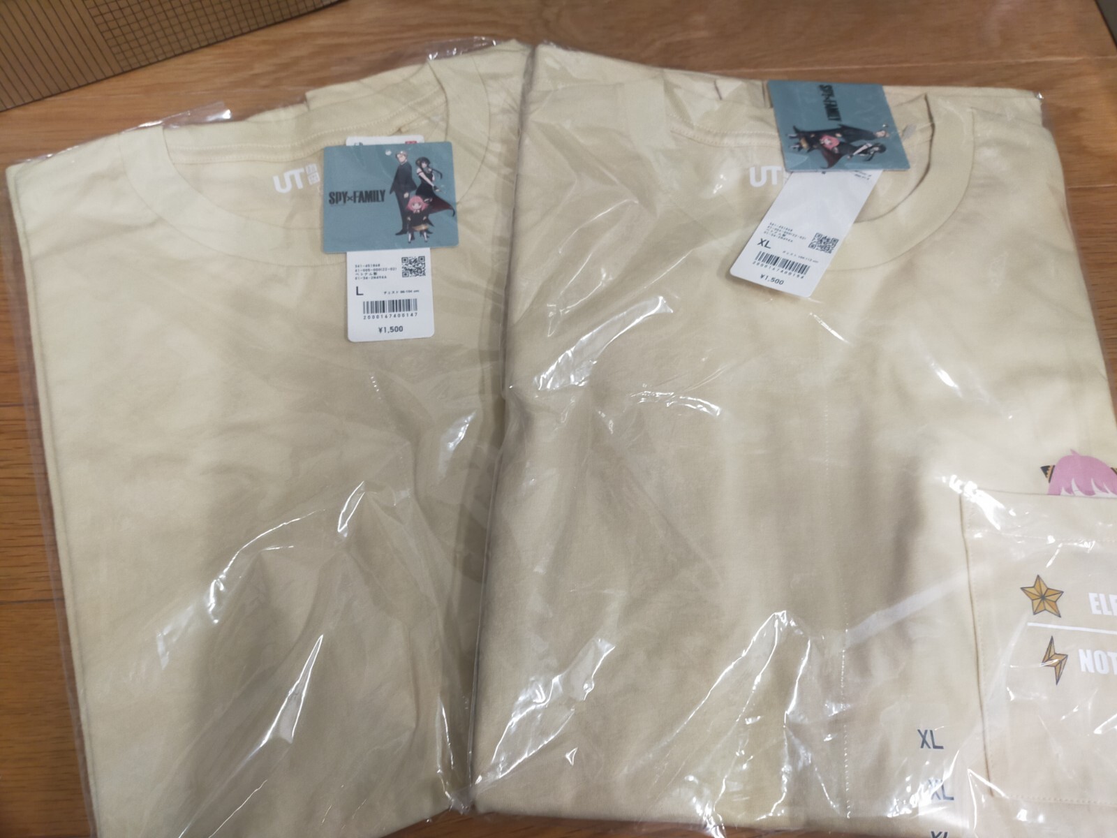 SPY FAMILY UNIQLO UT T-shirt 2022 L and XL size set AnyaSPY×FAMILY Japan Limited