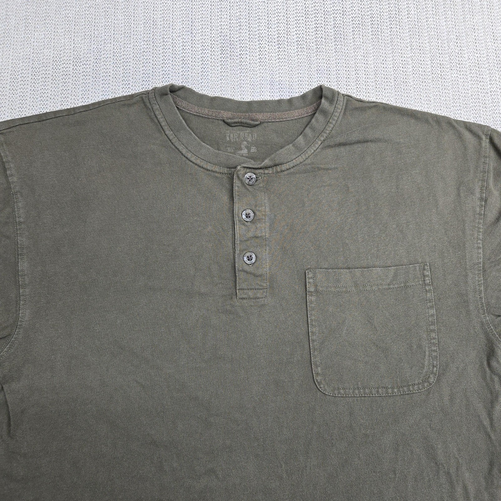 Red Head Henley Shirt Mens Medium Olive Green Short Sleeve Chest Pocket Tee gallery