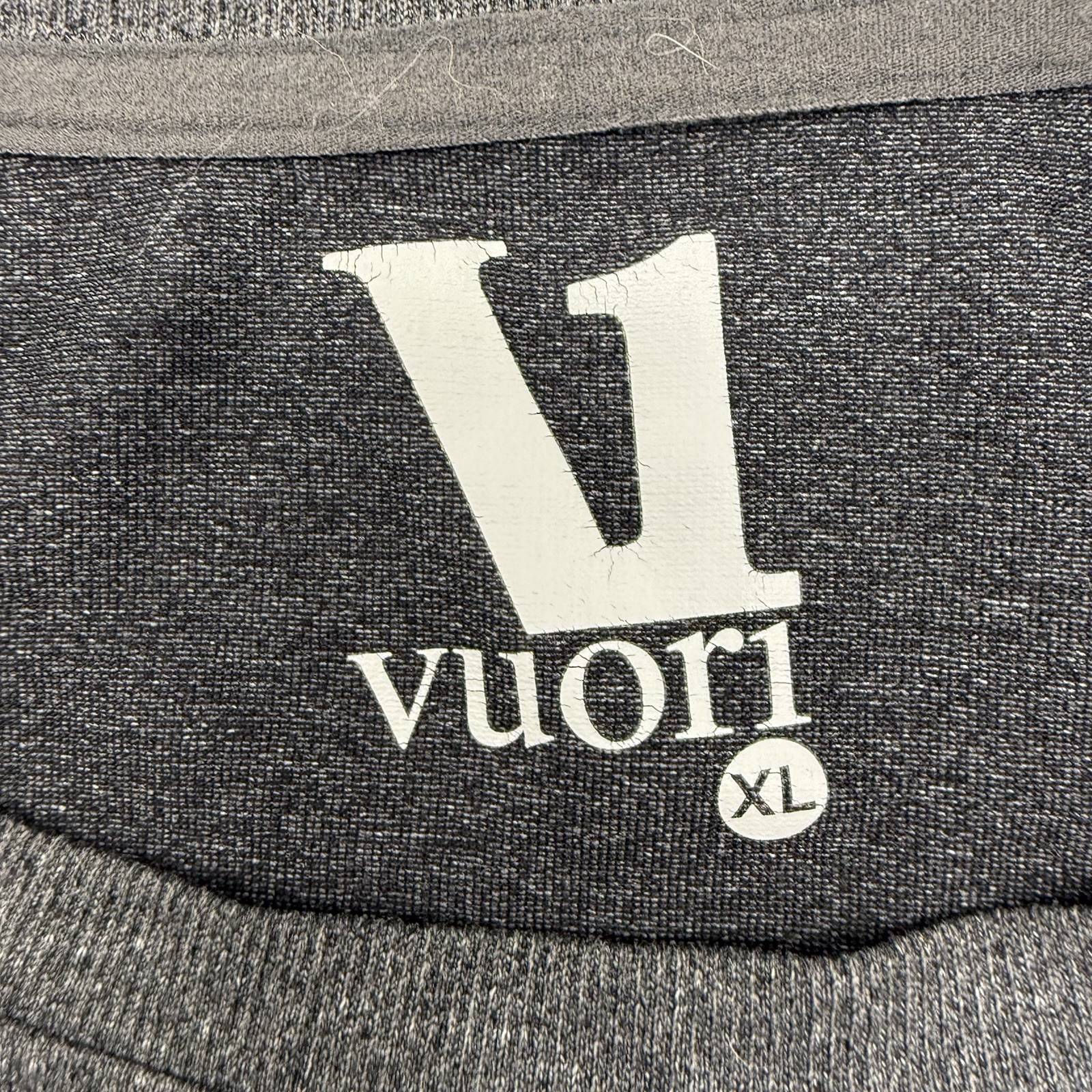 Vuori Shirt Men's XL Gray Crew Long Sleeve Nylon Blend Walking Warm gallery