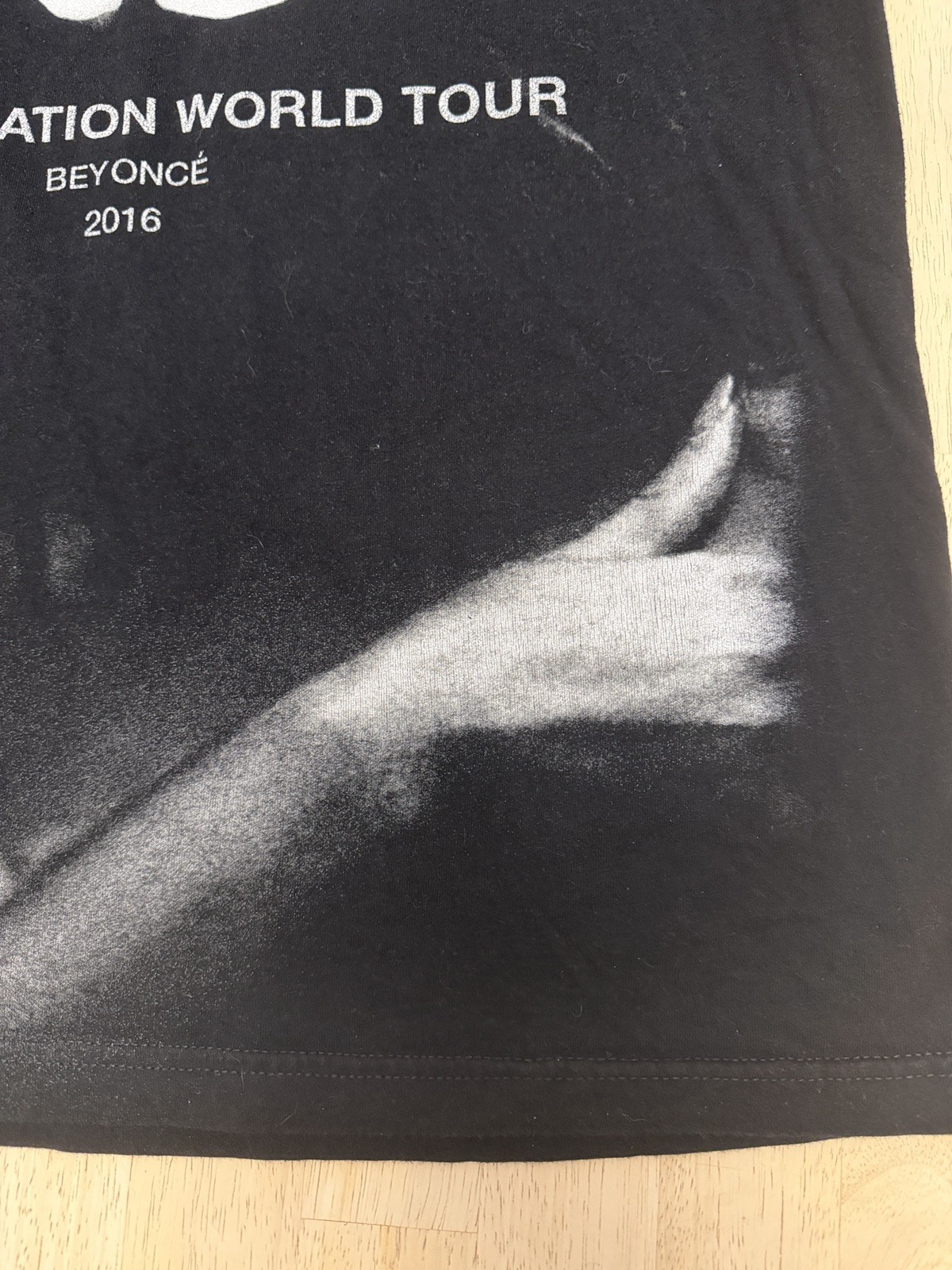 Beyonce The Formation World Tour Merch 2016 T-Shirt Size Large Black gallery