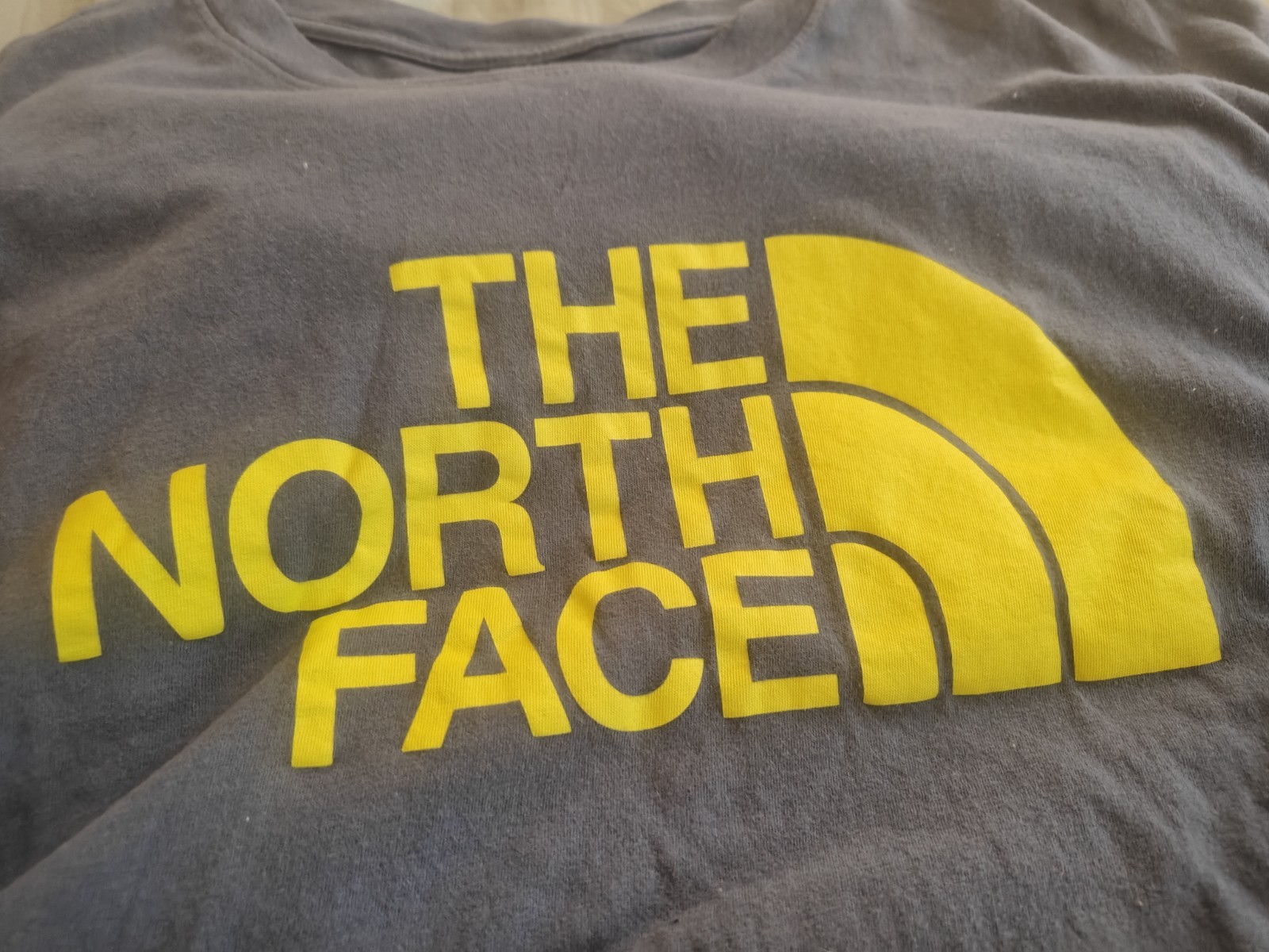 The North Face Men's Logo T-Shirt XL Standard Fit gallery