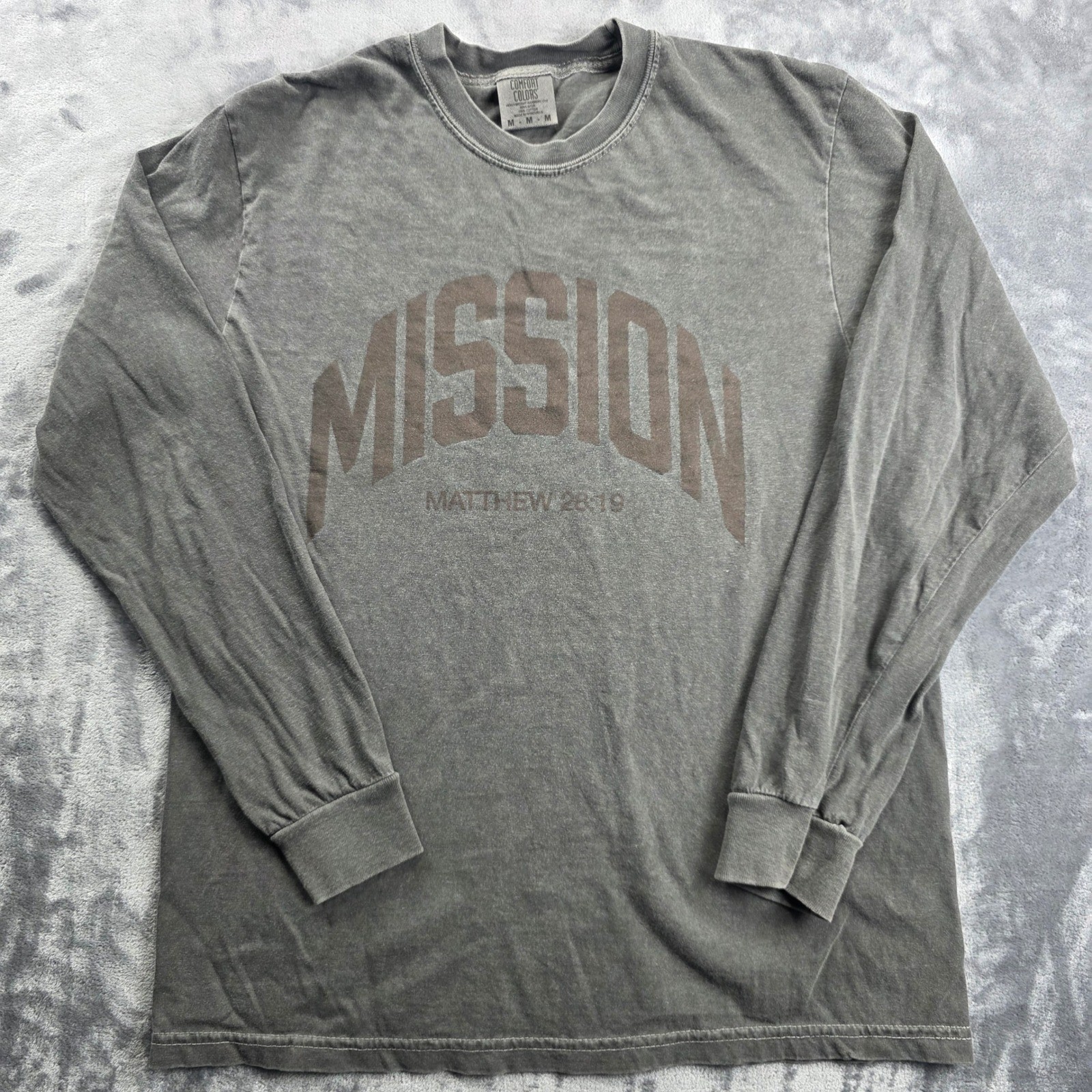 Comfort Colors Graphic Shirt Mens Medium Grey Mission Matthew 28:19 Long Sleeve gallery