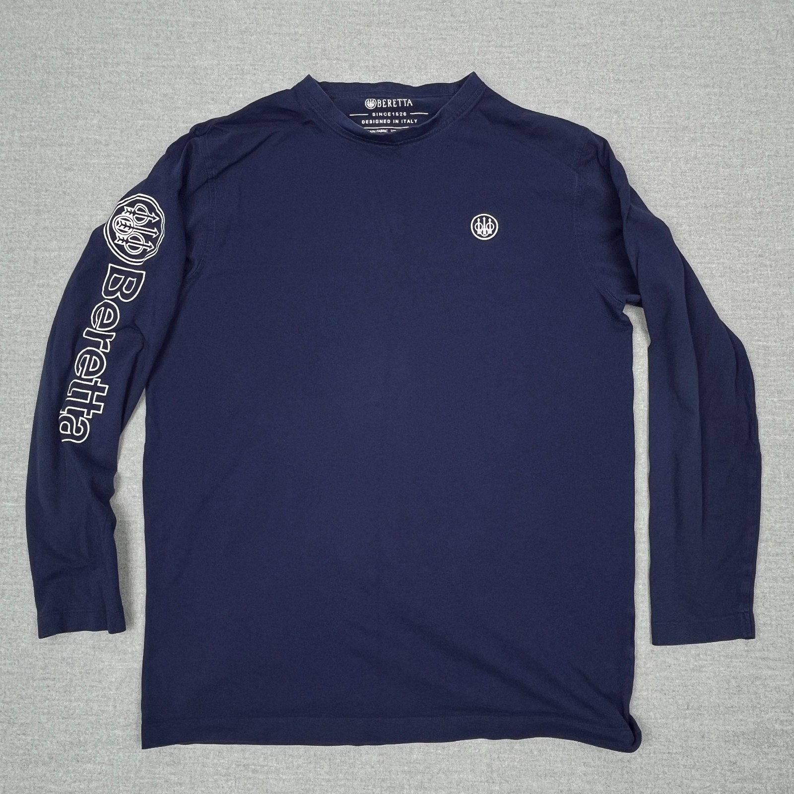 Beretta Long Sleeve USA T Shirt M Blue Logo Graphic Tactical Hunting Outdoor
