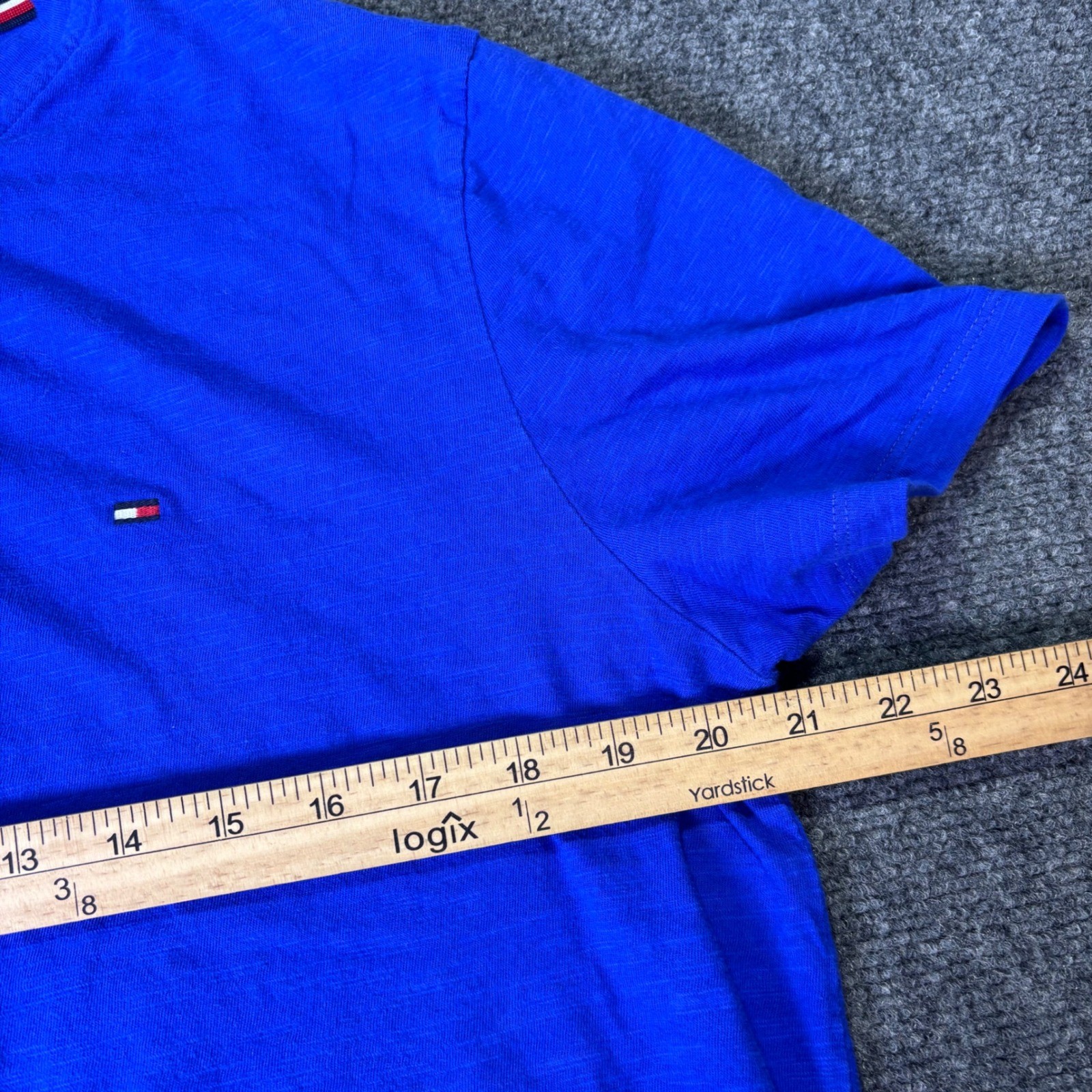 Tommy Hilfiger Mens Blue Slub Cotton Short Sleeve Henley Shirt Size L gallery