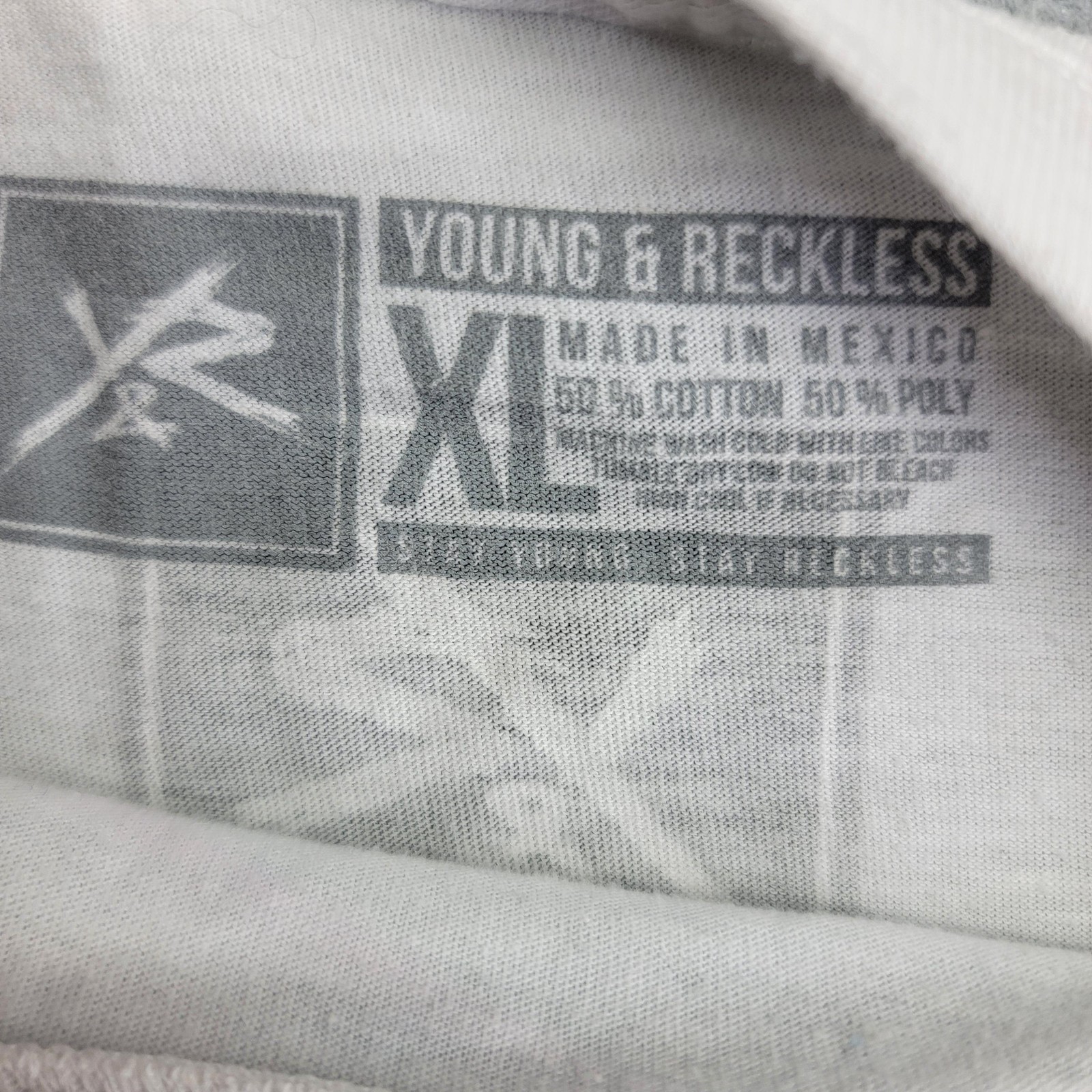 Young & Reckless Shirt Mens XL Blue Just Chillin Polar Bear Wolf Graphic Funny gallery