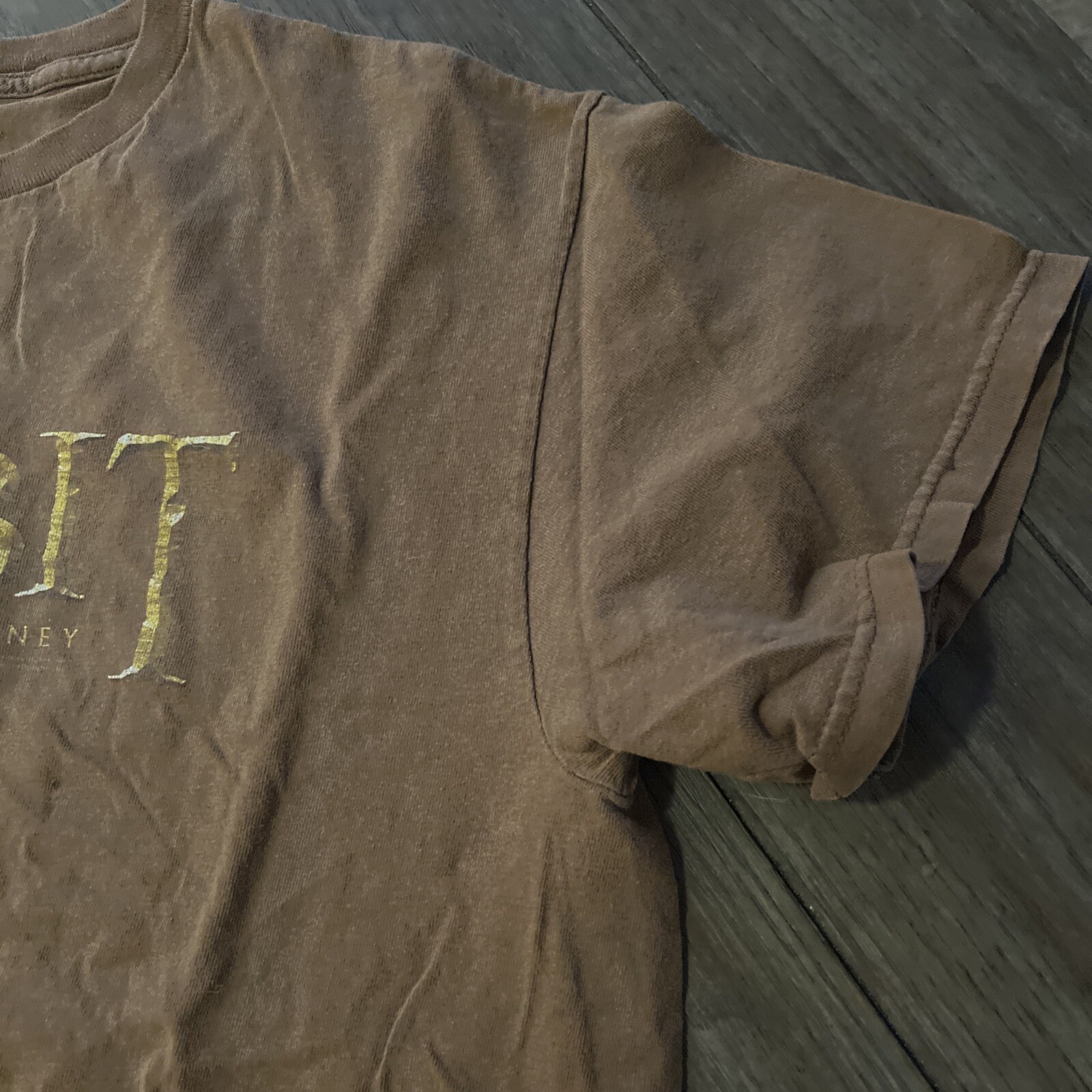 The Hobbit 2012 Promo T-Shirt L Vintage An Unexpected Journey Movie LOTR Tee gallery