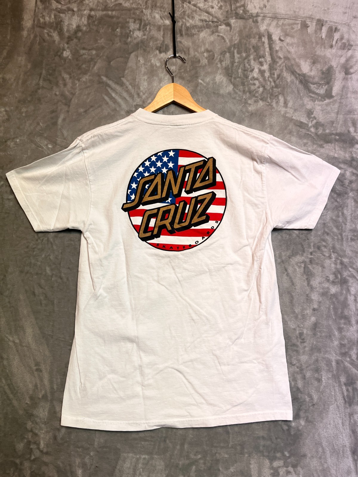 Santa Cruz Skateboards American Flag Logo Graphic T-Shirt Large White gallery