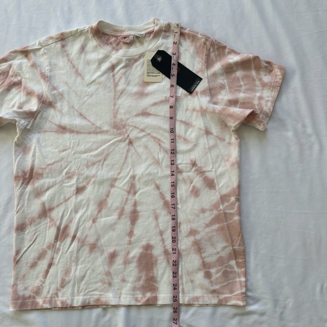 NWT Levi’s Tie Dye T-Shirt | Size Small gallery
