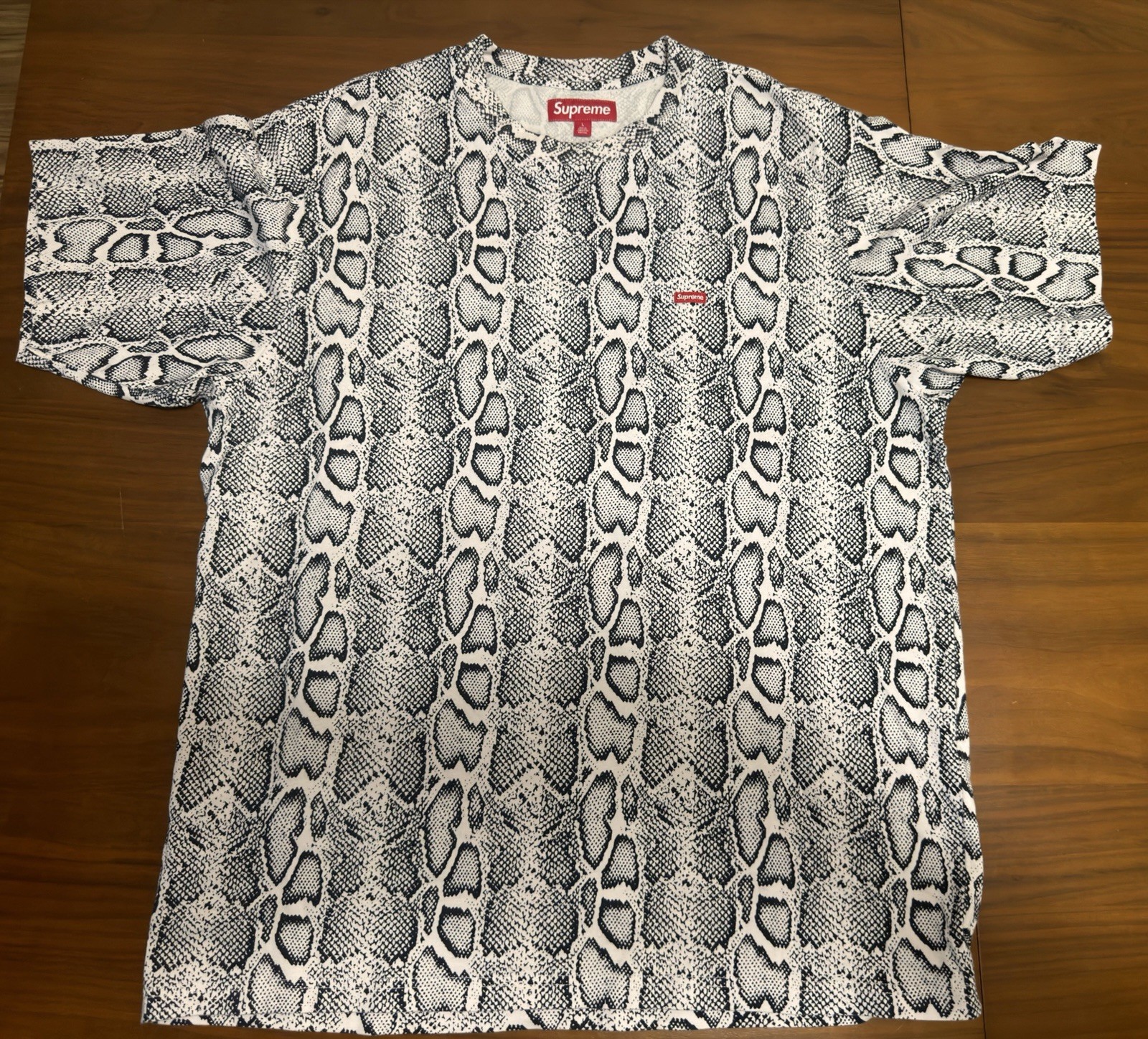Supreme Snakeskin S/S Top White Grey Large SS24 Box Logo Tee Authentic