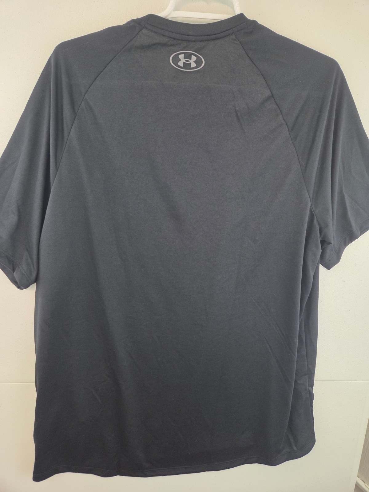 Under Armour 1326413 UA Men's Large TECH 2.0 Short Sleeve Black Athletic T-Shirt gallery