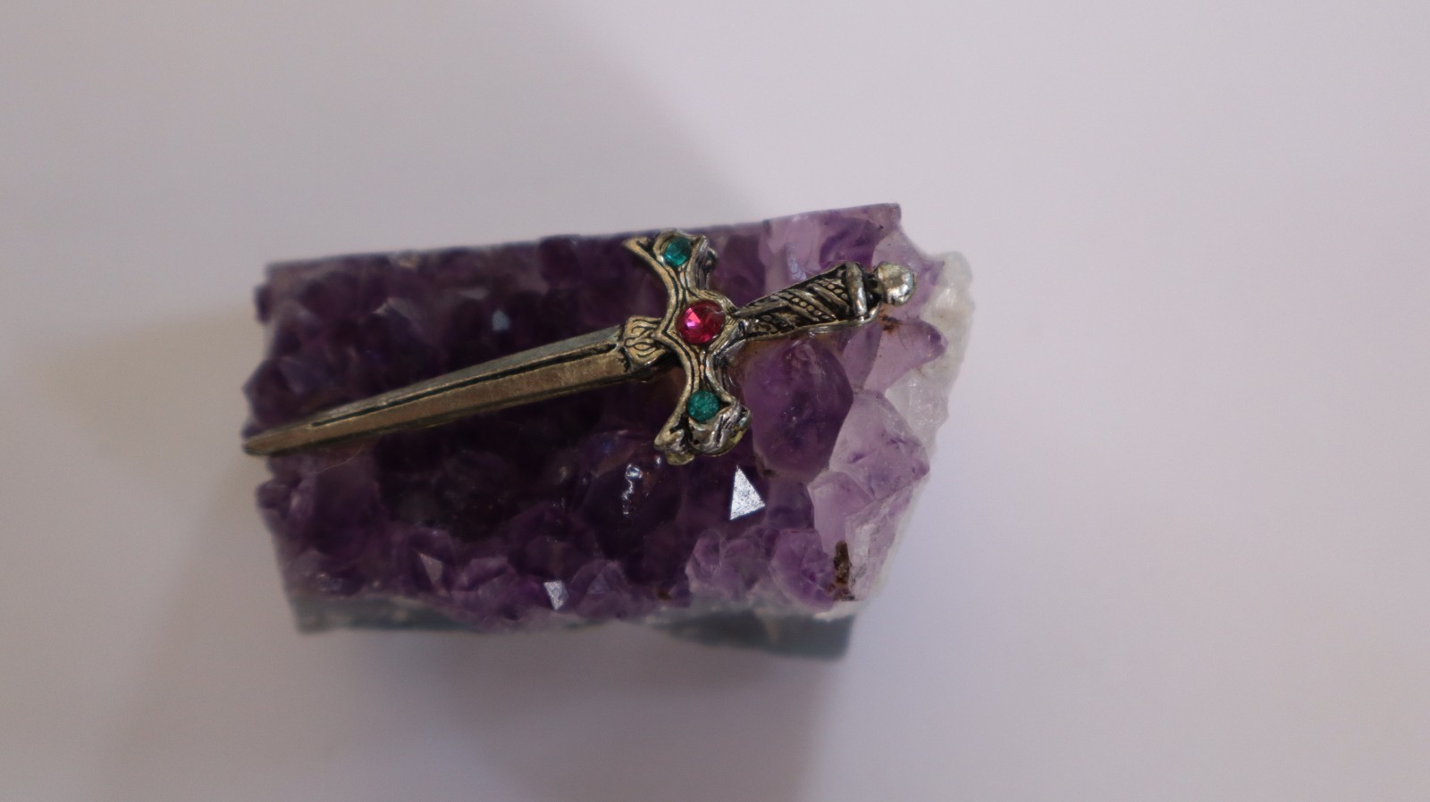 Purple Amethyst Quartz Geode  Crystal With Sword d6