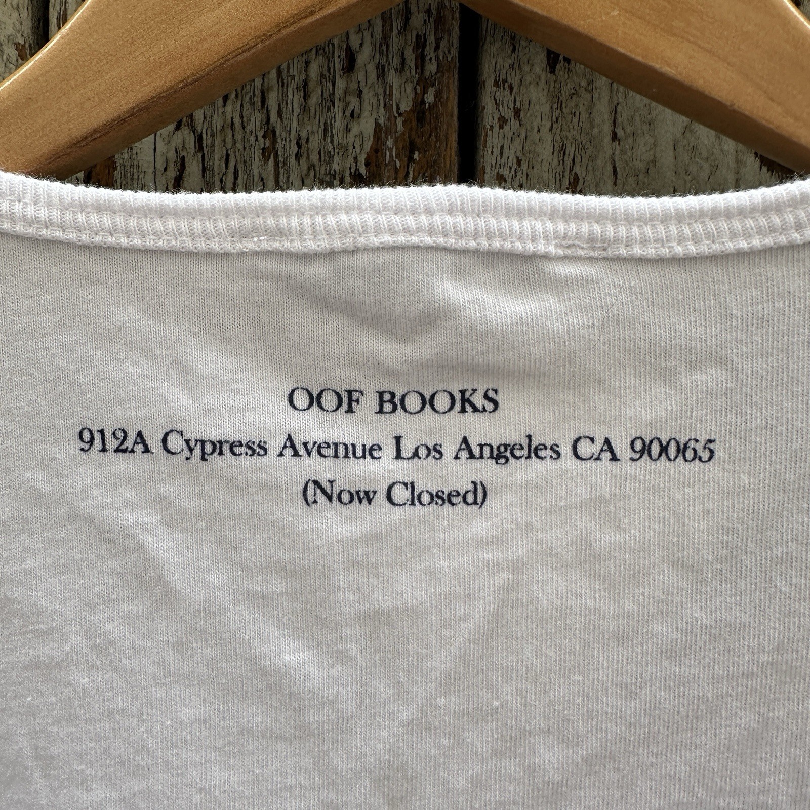 MOCA Museum of Contemporary Art Oof Books Photo Print Art T-Shirt Brand New M gallery