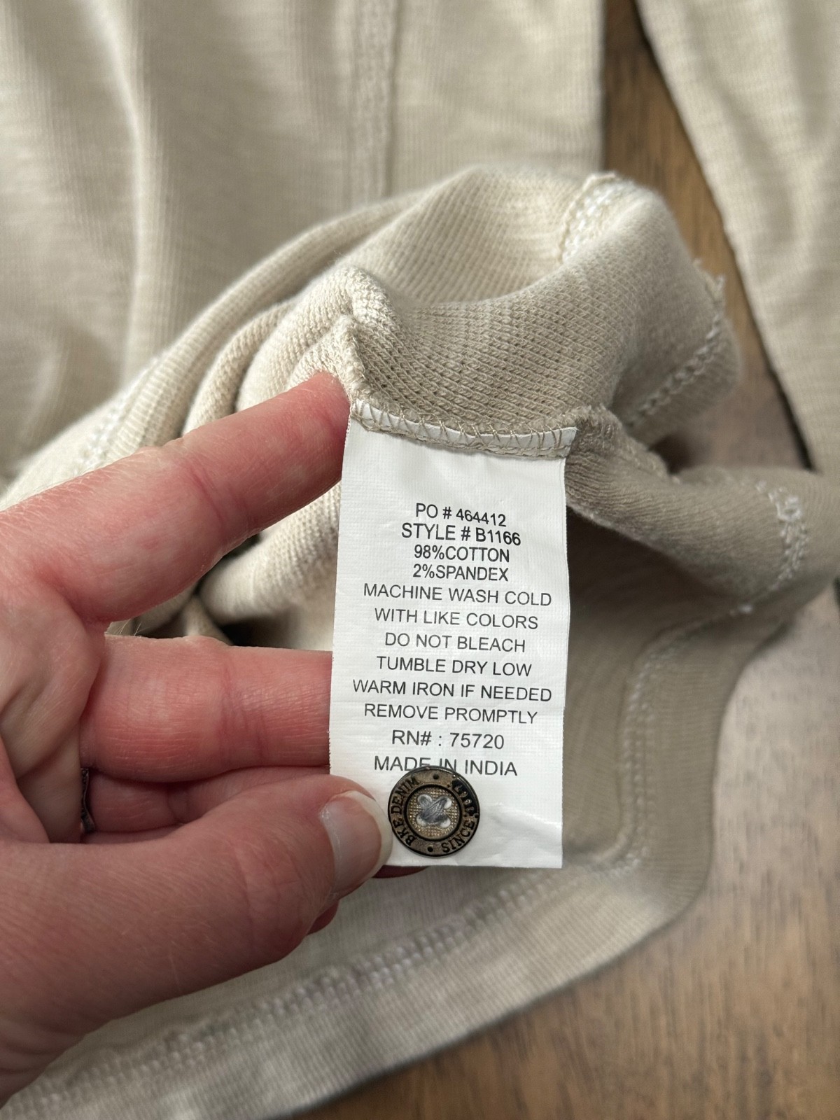 EUC Mens BKE henley long sleeve tan tshirt stretch size M gallery