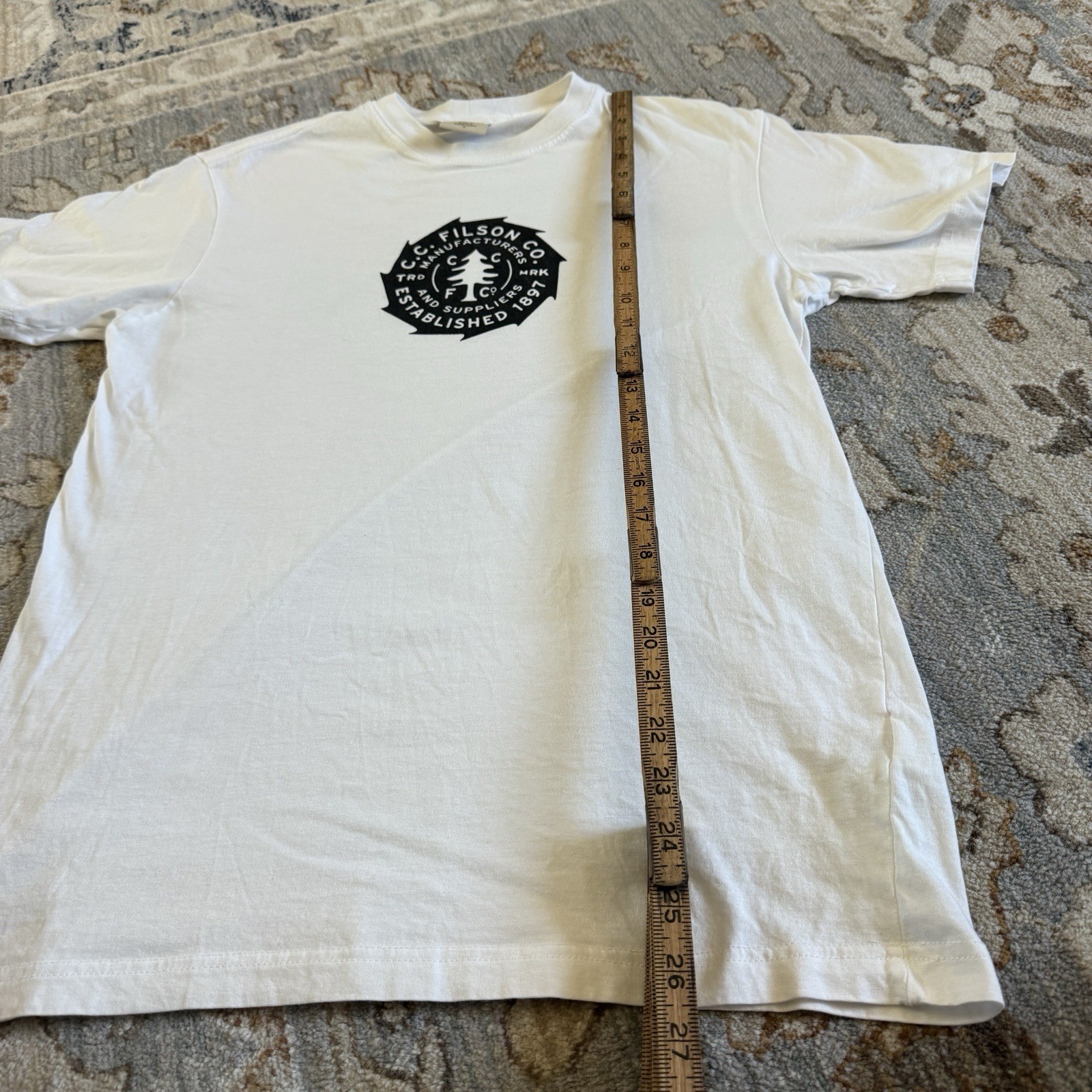 CC Filson T Shirt Mens Size Small Saw Graphic Tee Tree Crest Logo 2022 Cotton gallery