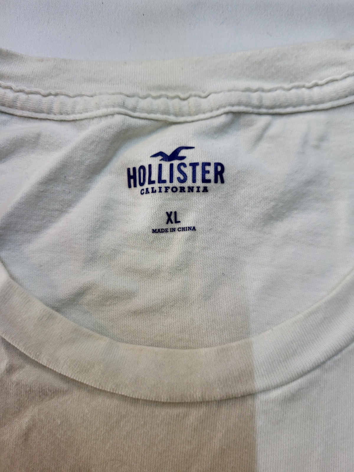 Hollister Pocket T Shirt Men's XL White Teal Colorblock Short Sleeve Tee gallery