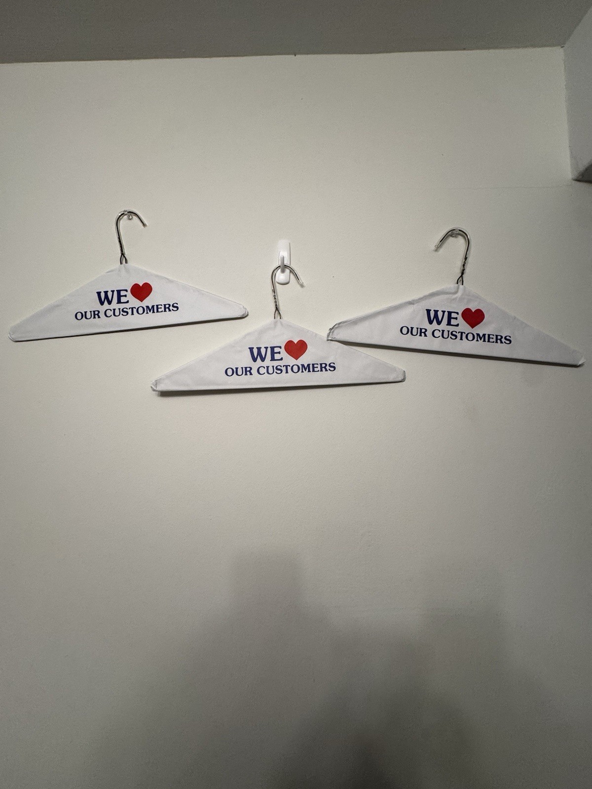3 Pack Supreme Hangers gallery