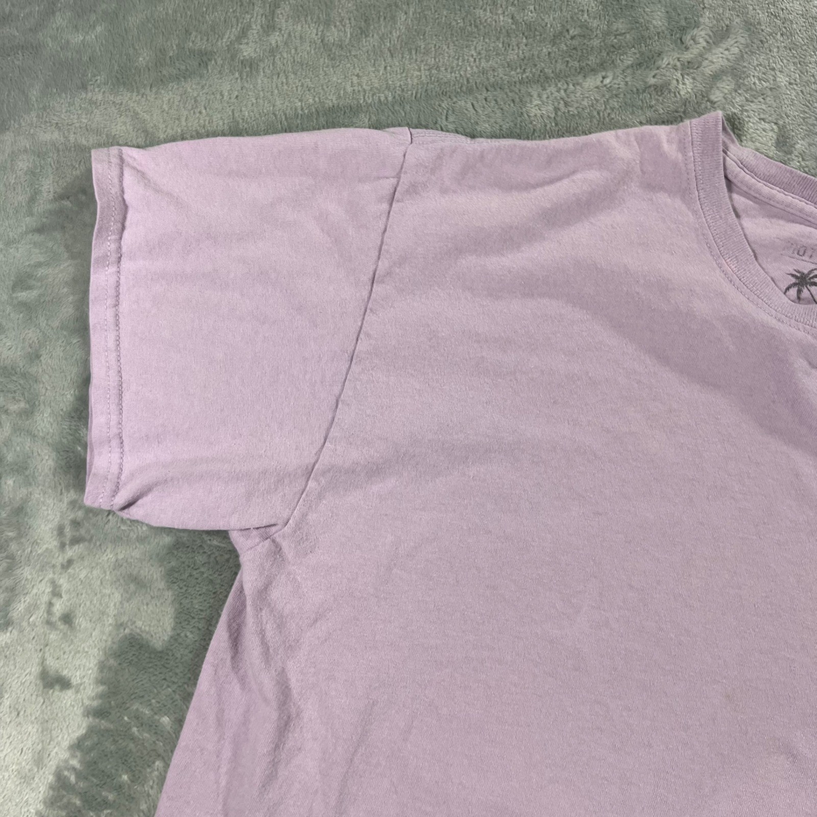 RIOT SOCIETY T-Shirt Mens Large Purple Dripping Broken Heart Tee gallery