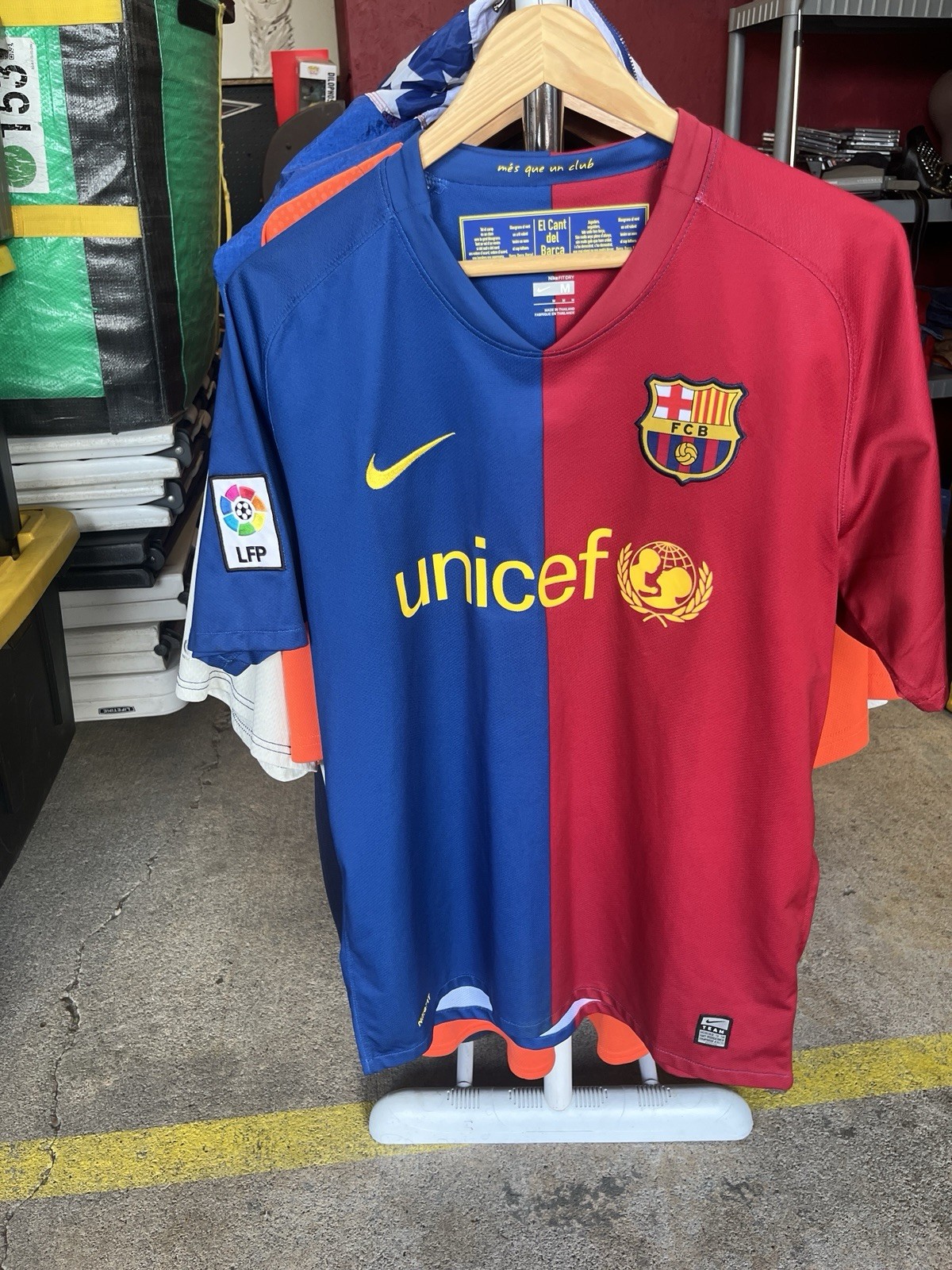 Nike FC Barcelona 2008 2009 Home MESSI Football Shirt Soccer Jersey 286784-655 M gallery