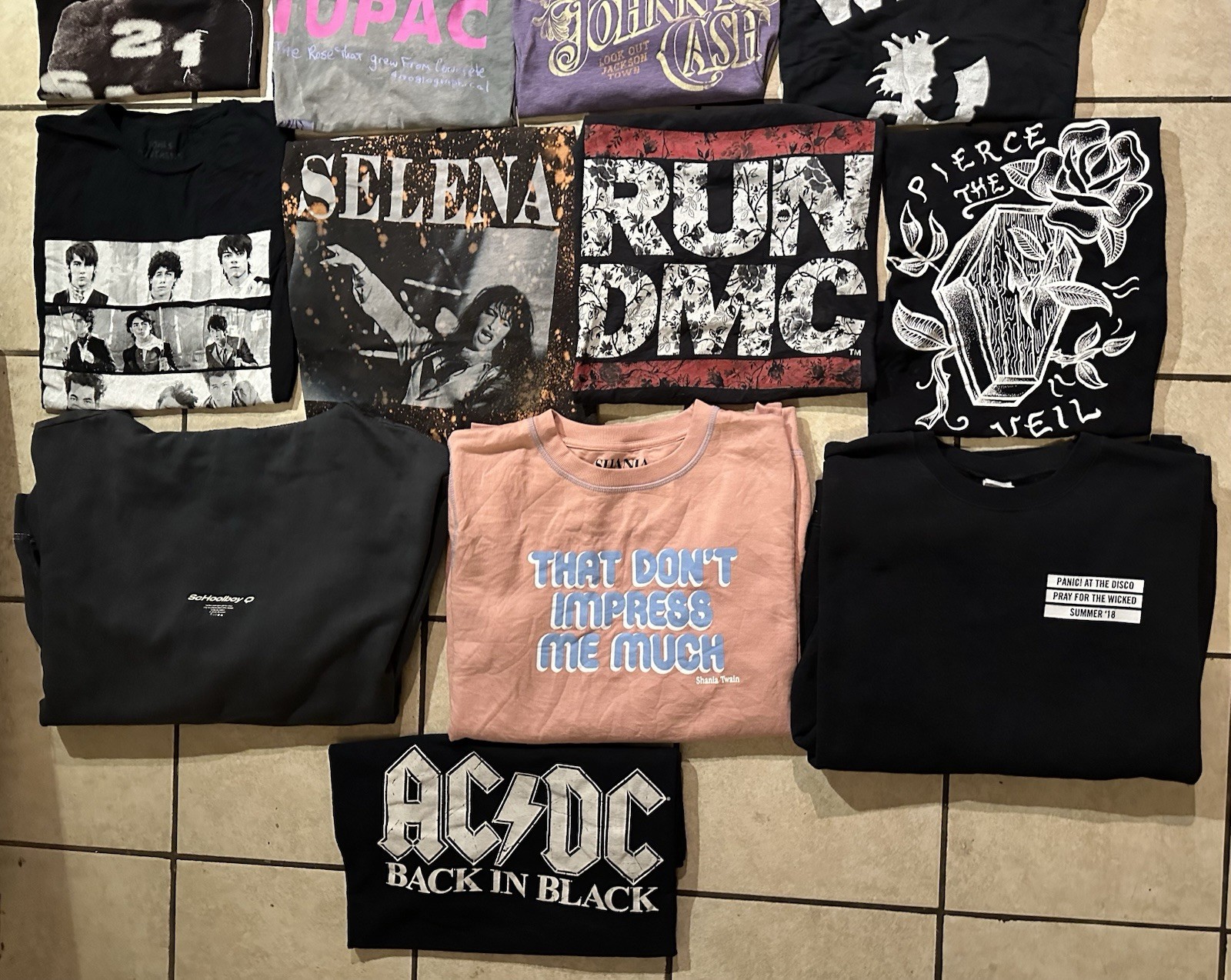 BAND TEE MENS MIX LOT 25pc VTG Y2K ROCK RAP Reprint Sweatshirt Resell WHOLESALE￼ gallery