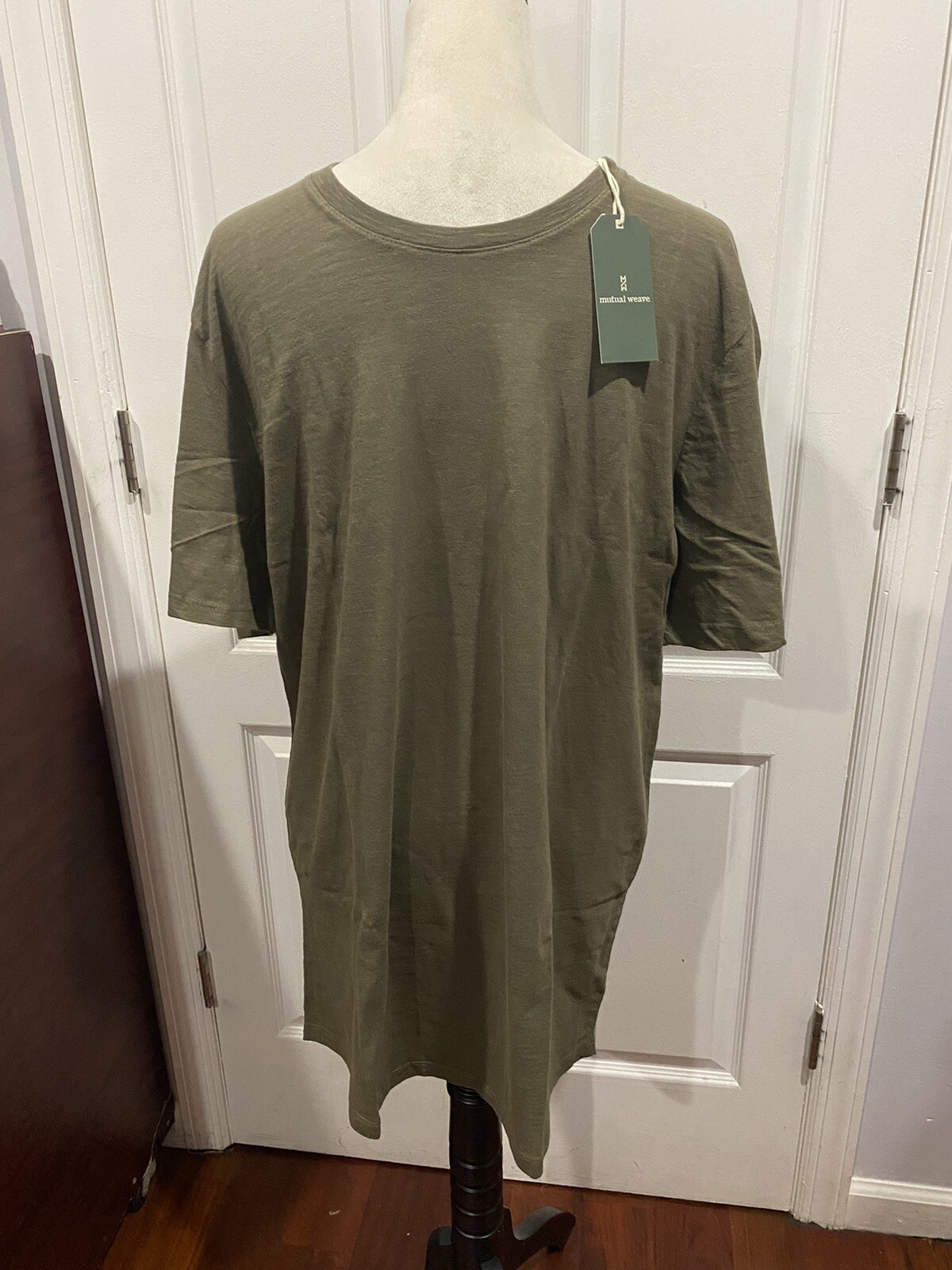 Mutual Weave L Crew Neck Short Sleeve Safari Green Olive Tshirt gallery