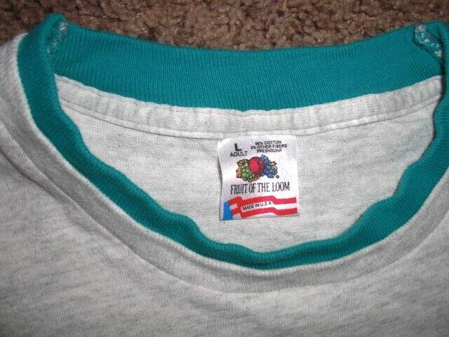 Vintage 90s Fruit of the Loom 2 TONE SLEEVES single stitch shirt Large gallery