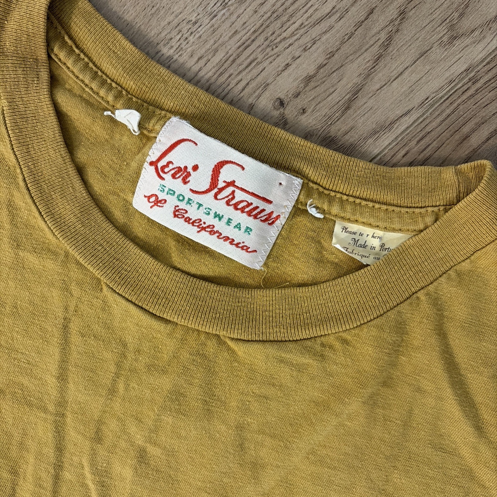 VINTAGE LEVI’S | LVC 50s Sportswear T-Shirt Clothing Marigold Rare Color Size M gallery