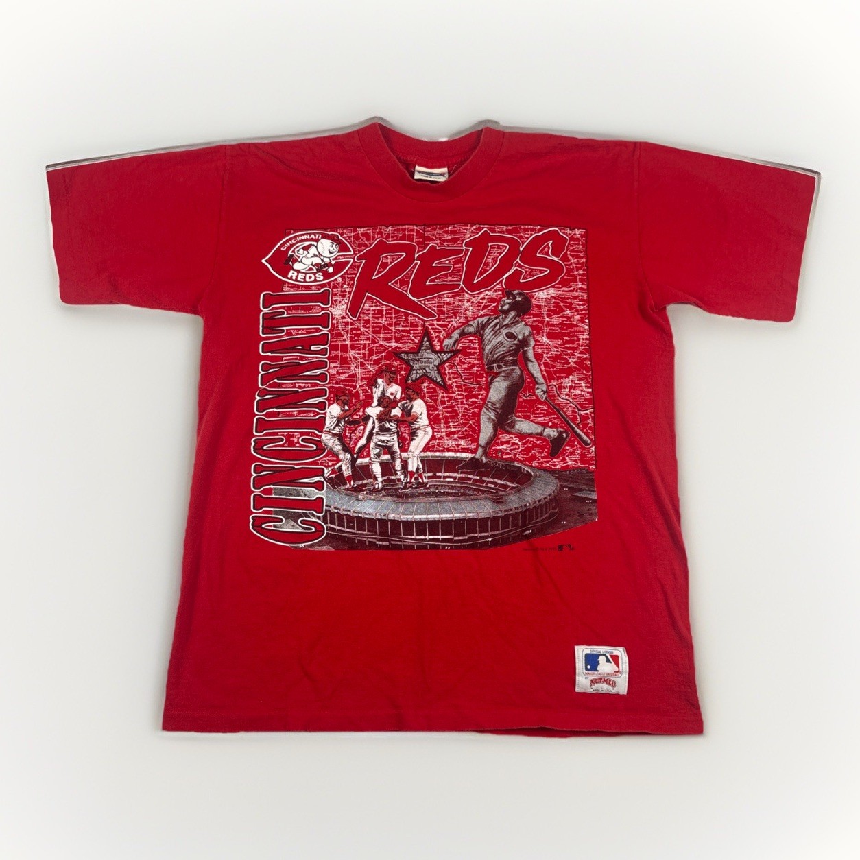 Vintage 1991 Nutmeg Mills Cincinnati Reds Red MLB Baseball T Shirt Size L gallery