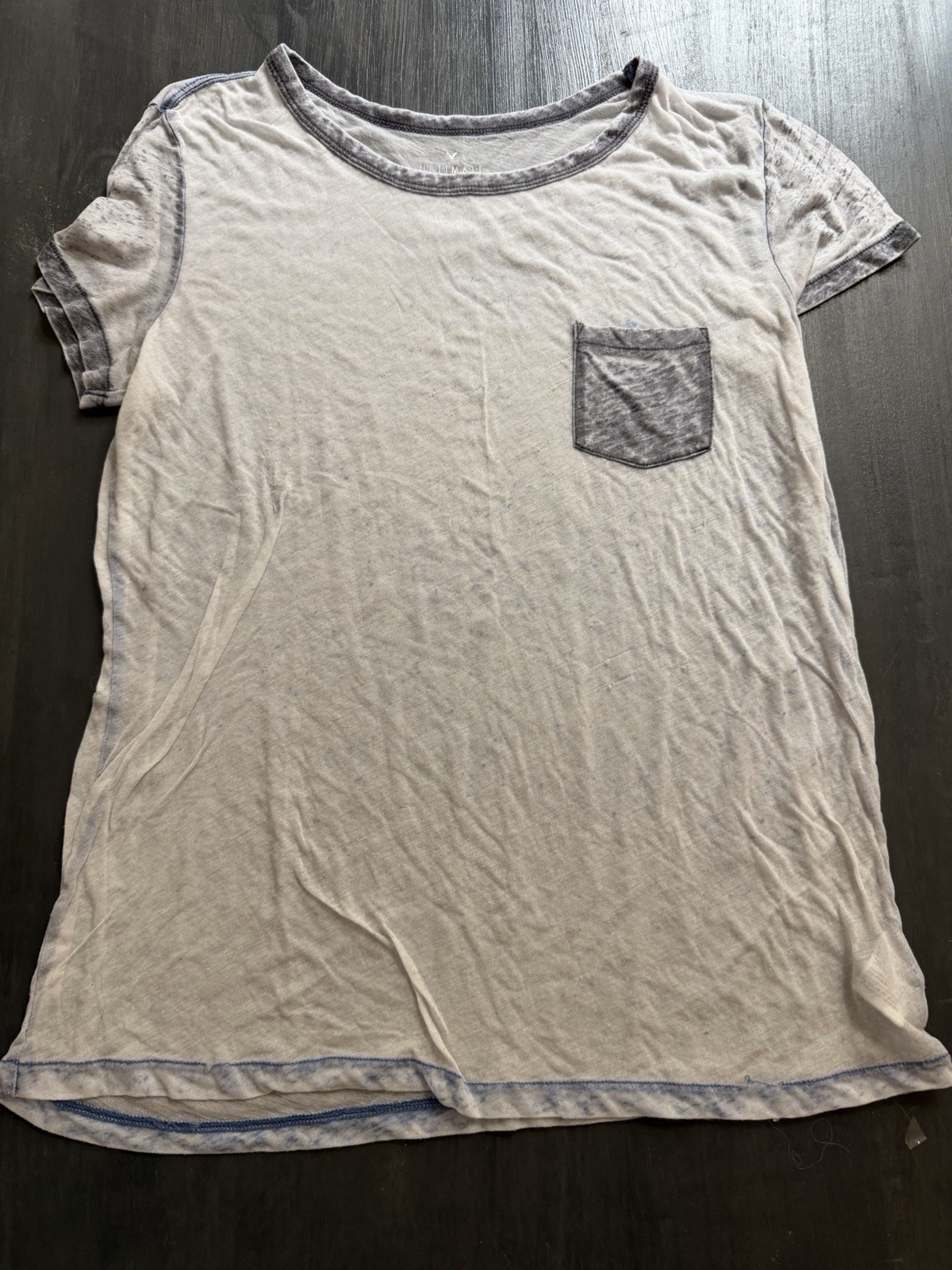 American Eagle Ultimate Tee Gray Acid Wash Pocket T-Shirt Women’s Medium gallery