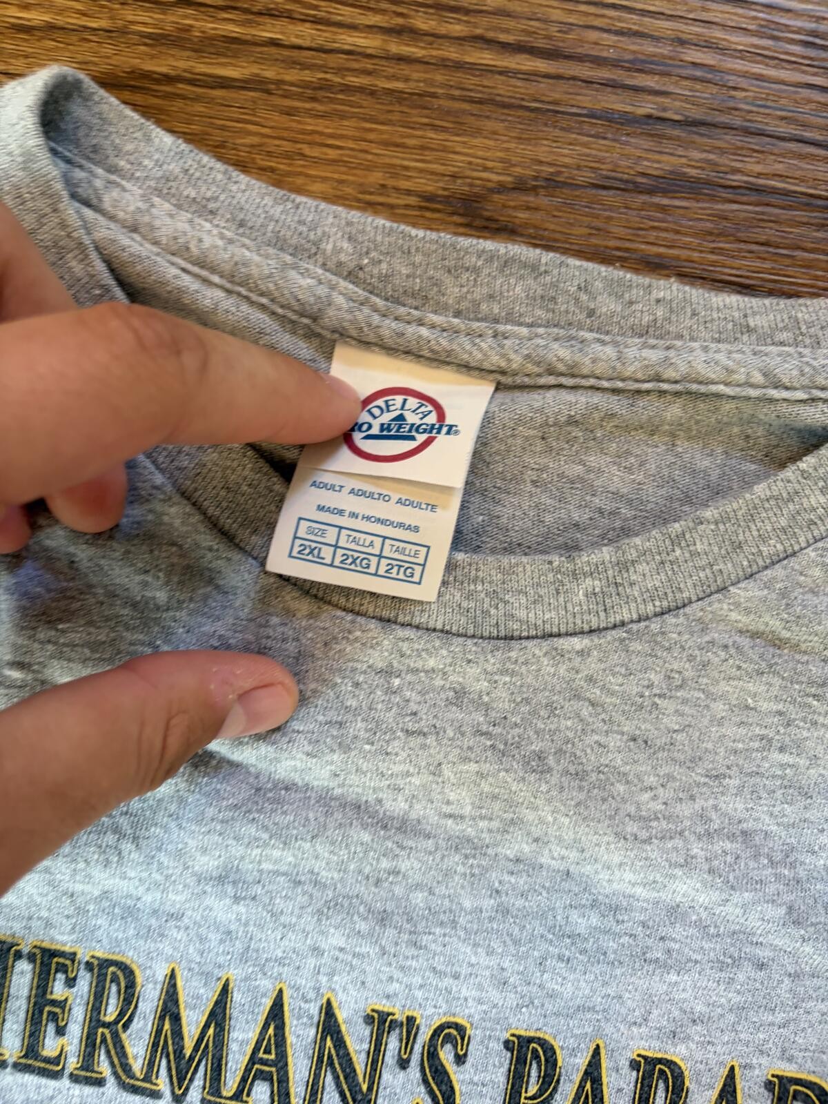 🐟 Vintage 90s Fisherman's Paradise Alaska Salmon Tee gallery