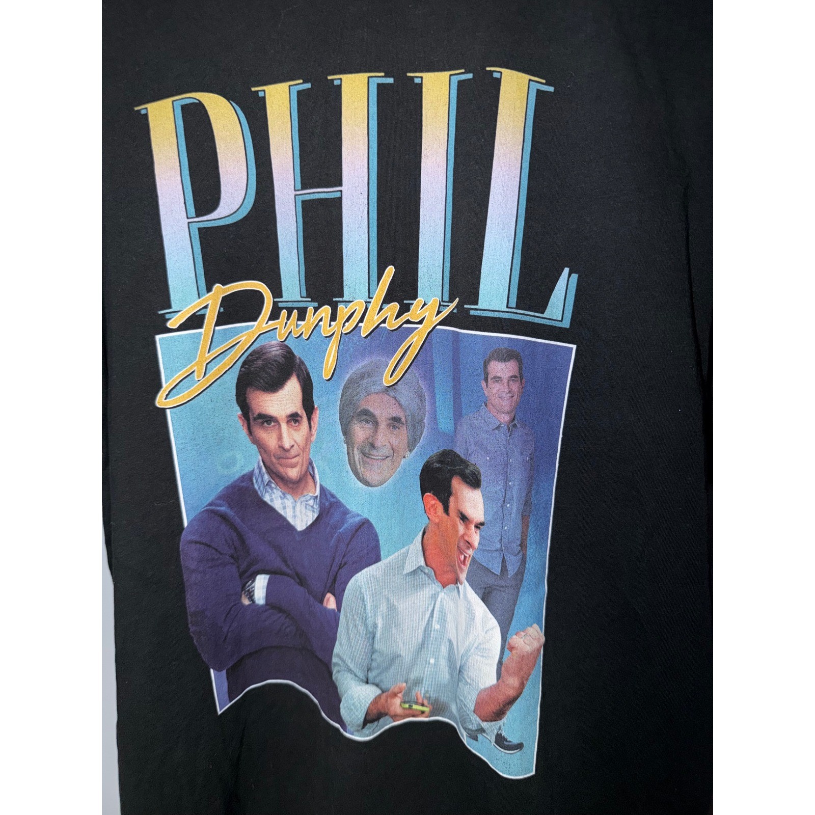 Phil Dunphy Modern Family 90s Bootleg Graphic T-Shirt Black Uneek Mens XL gallery