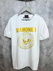 Ramones 1-2-3-4 Gold Logo Amplified Distressed Vintage T-Shirt White Men’s Sz XL