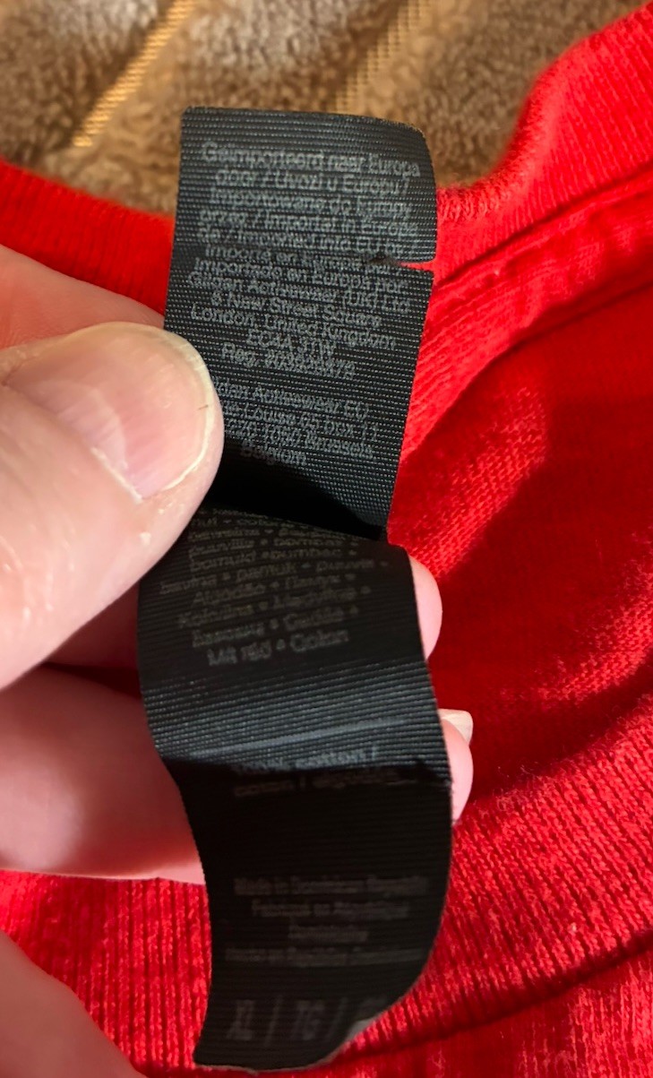 Milwaukee Red Tshirt Xlarge Short Sleeve Logo 100% Cotton Gildan See Measurement gallery