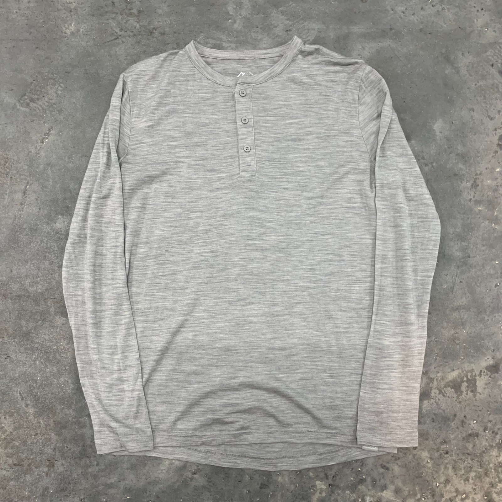 Merino Tech Merino Lite Henley Men’s Small Gray Long Sleeve 100% Merino Wool
