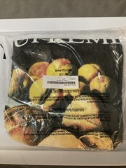 Supreme FW18 Still Life Tee Size Large Navy Brand New