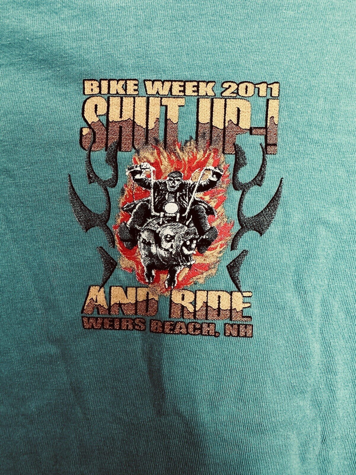 Weirs Beach 2011 Bike Week T-Shirt Mens M Skull Biker Flames Graphic Tee gallery
