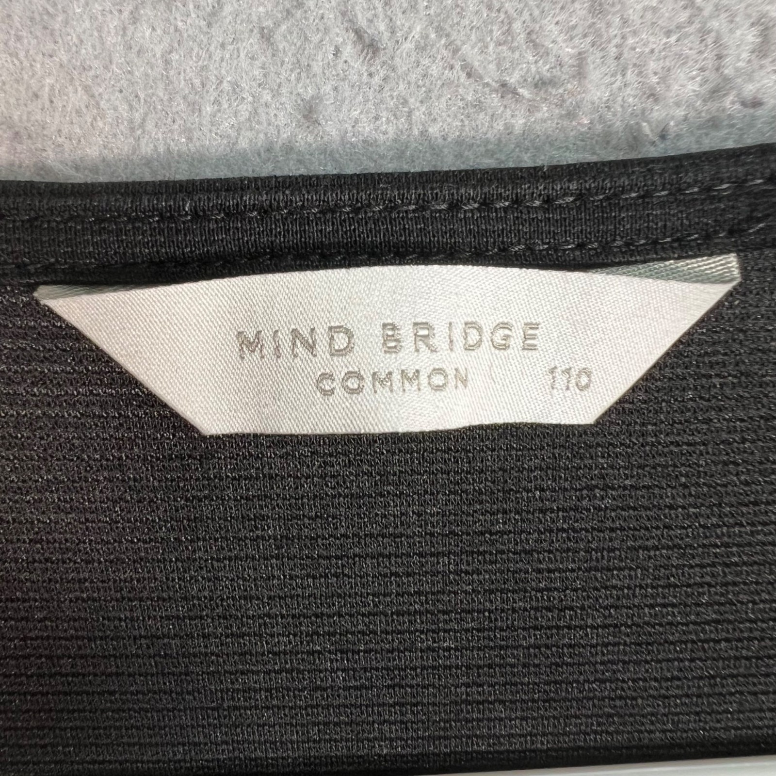 Mind Bridge Common Polyester Blend V-Neck T-Shirt Mens Size 110 gallery