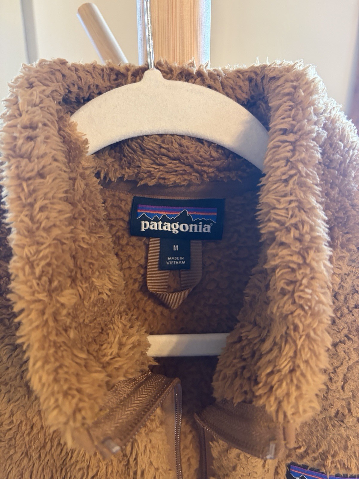 Patagonia Los Gatos Men’s M Brown Full Zip Vest with Pockets, Logo gallery