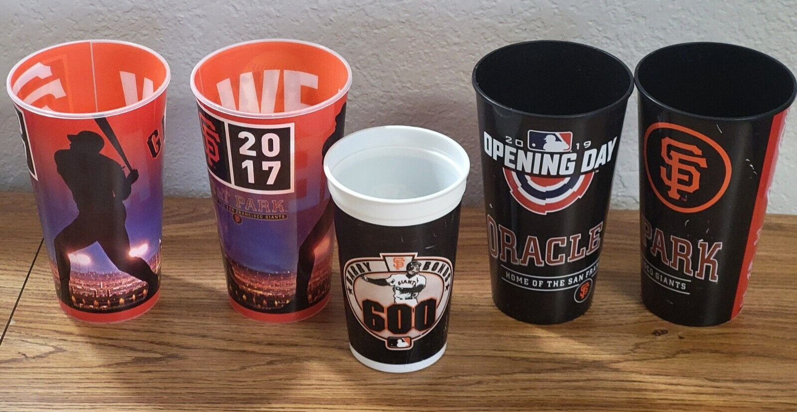 Lot of 18 San Francisco Giants Items 3 Hat, 13 Cups 2 Signs 2010 2017 2019 AT&T gallery