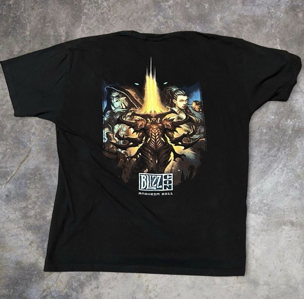 Y2K BlizzCon 2011 Anaheim black tee size L brand new with jinx tag!