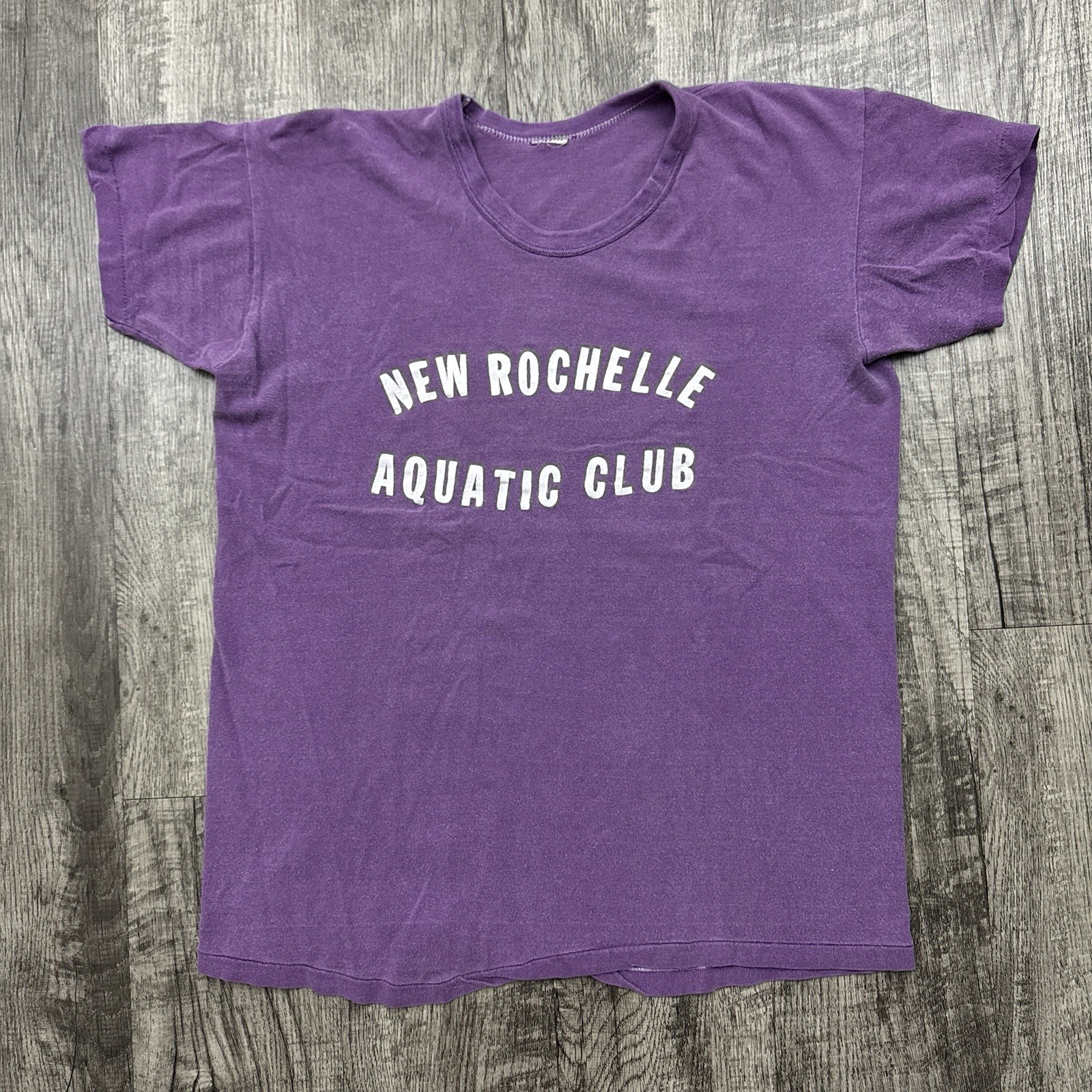 Vintage 60s 70s New Rochelle Aquatic Club Swim T Shirt New York Purple M gallery