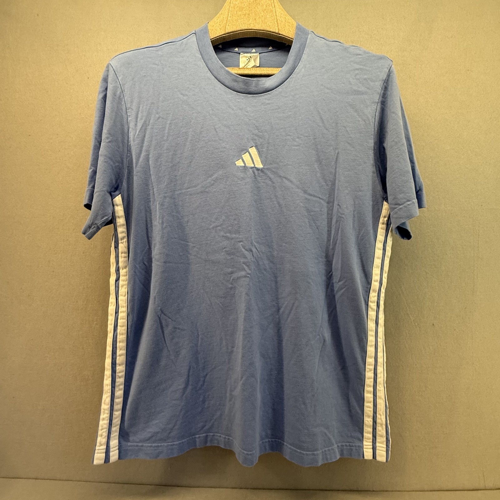 Adidas T-Shirt Mens XL Periwinkle Blue 3 Stripe Side Logo Embroidered Tee Modern