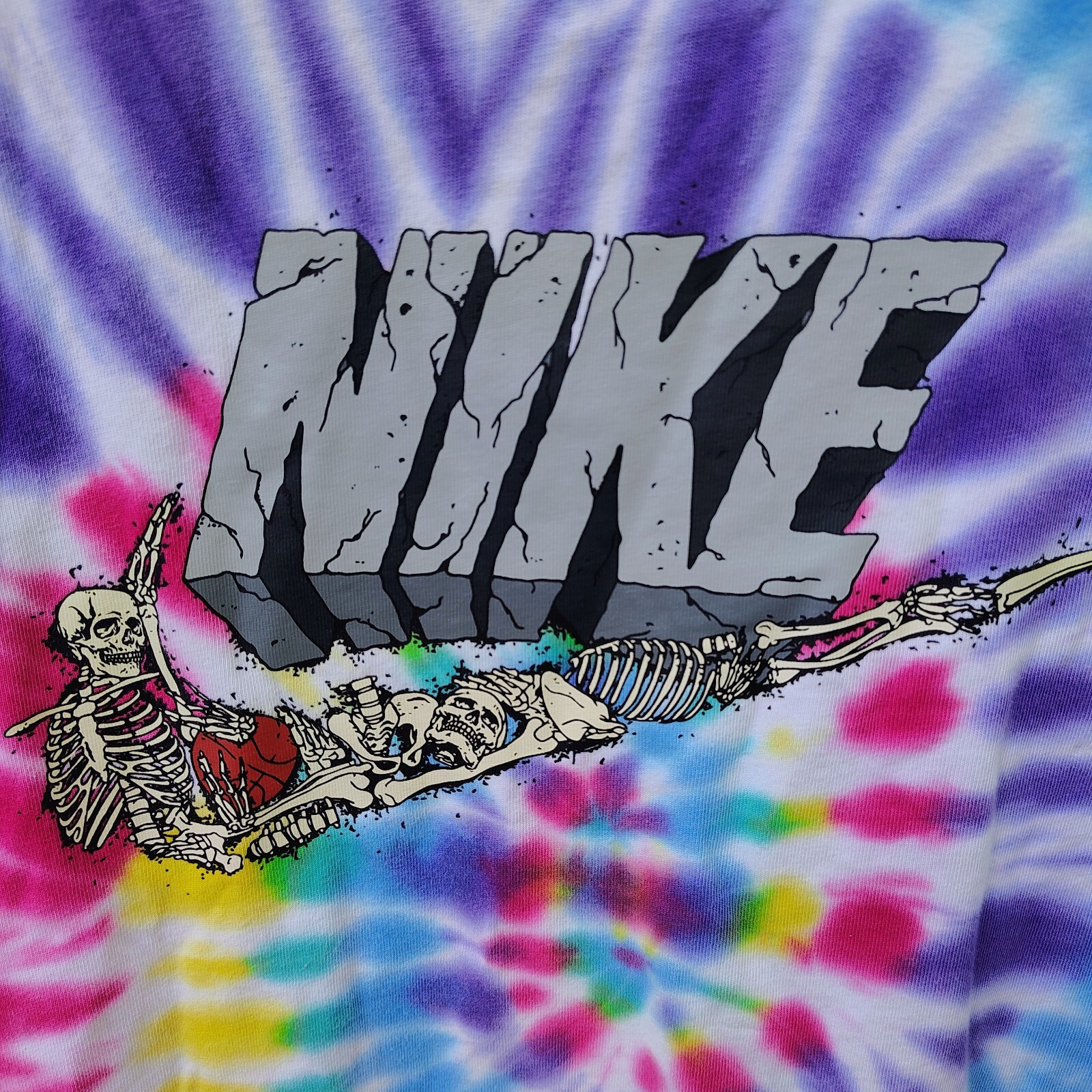 Nike Tie-Dye Skeleton Halloween Basketball Graphic Tee | Spooky M | Exploration gallery