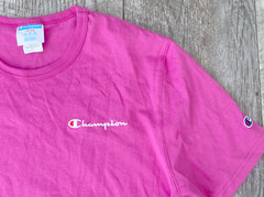 CHAMPION PINK SMALL SCRIPT APPLIQUE EMBROIDERED LOGO T-SHIRT SHIRT LARGE PACSUN