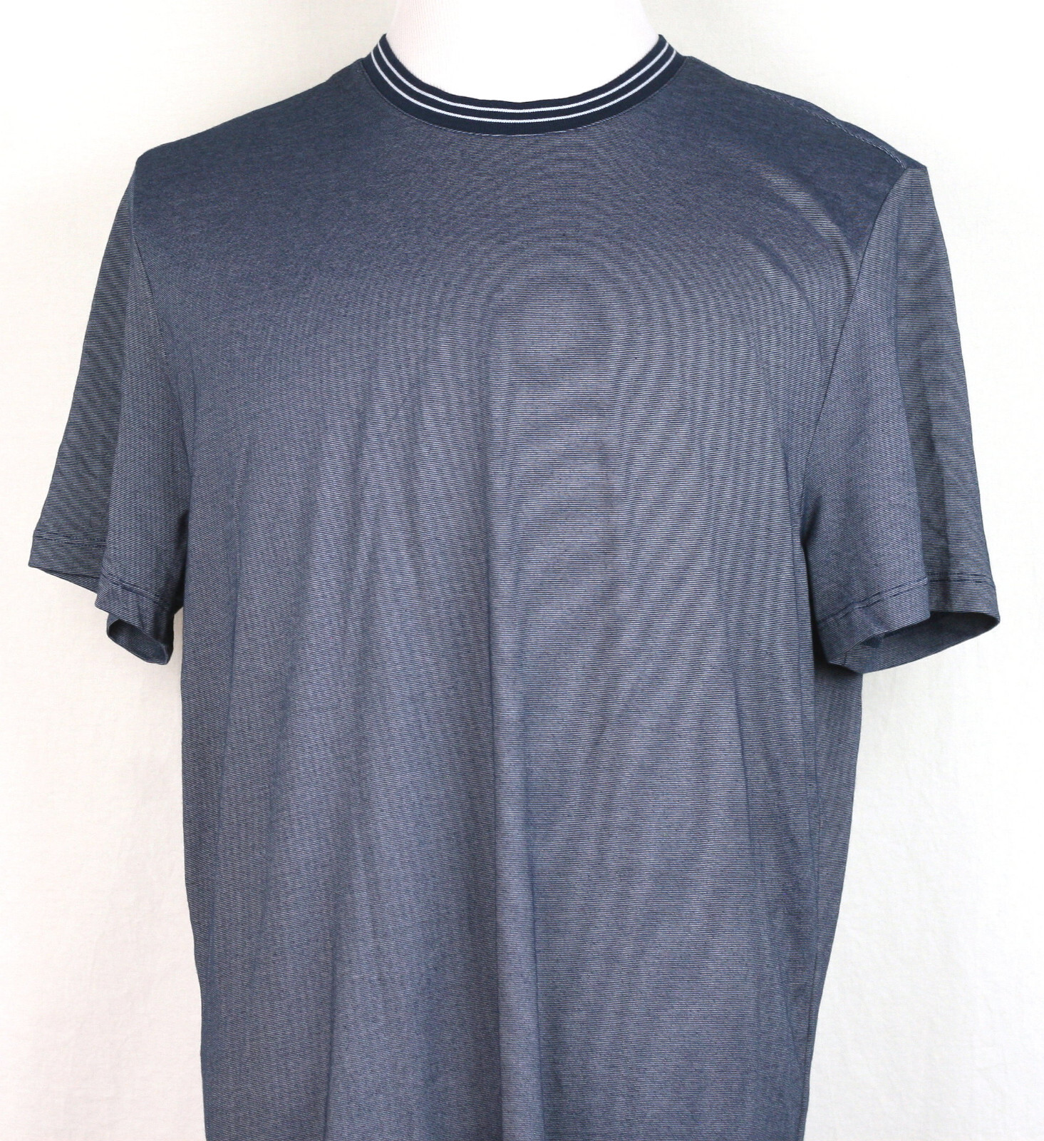 Perry Ellis T-Shirt Wicking Breathable Short Sleeve Crew Neck XL gallery