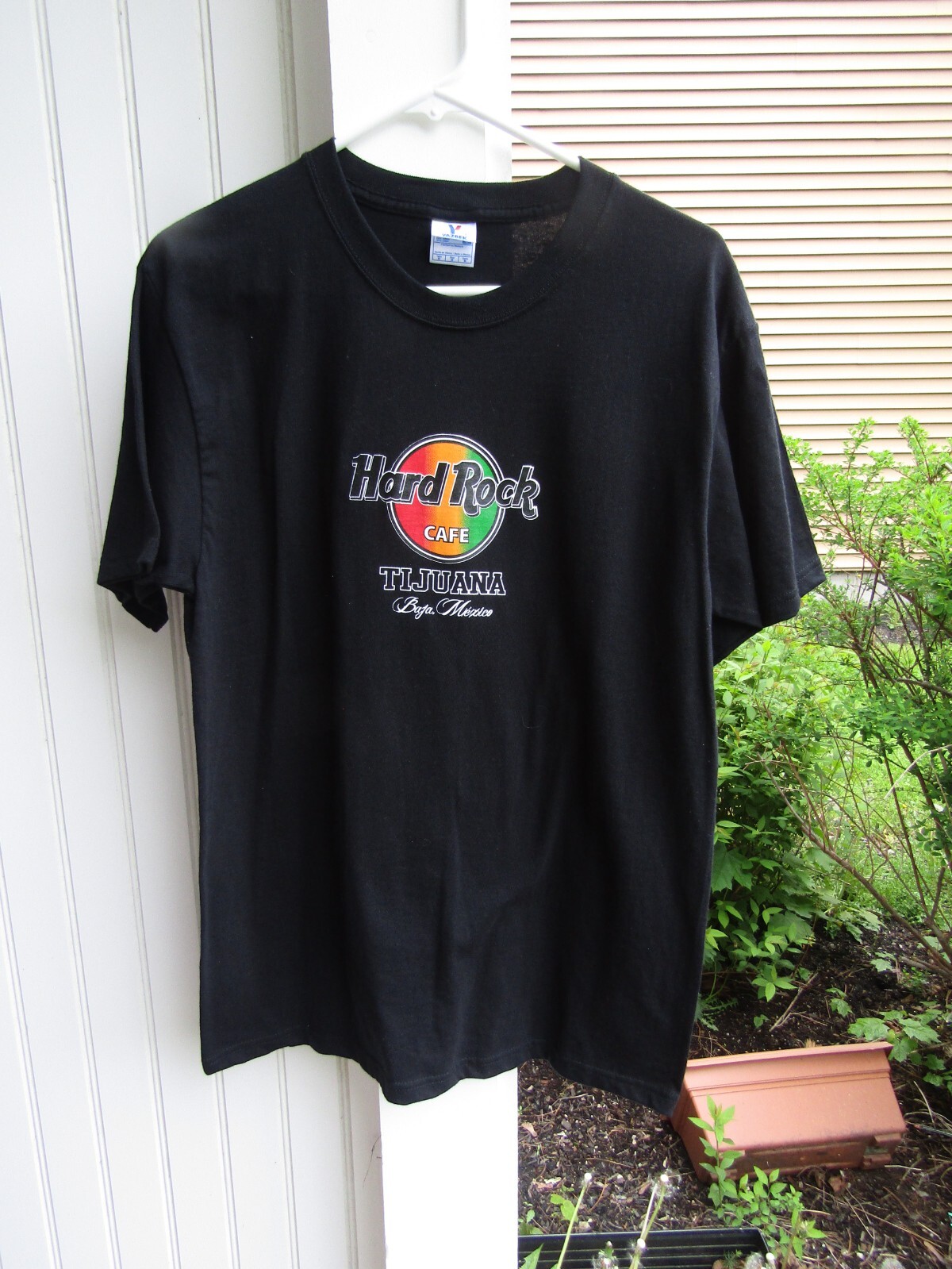 Vintage Hard Rock Cafe Tijuana Mexico T Shirt Size M great graphics NICE gallery