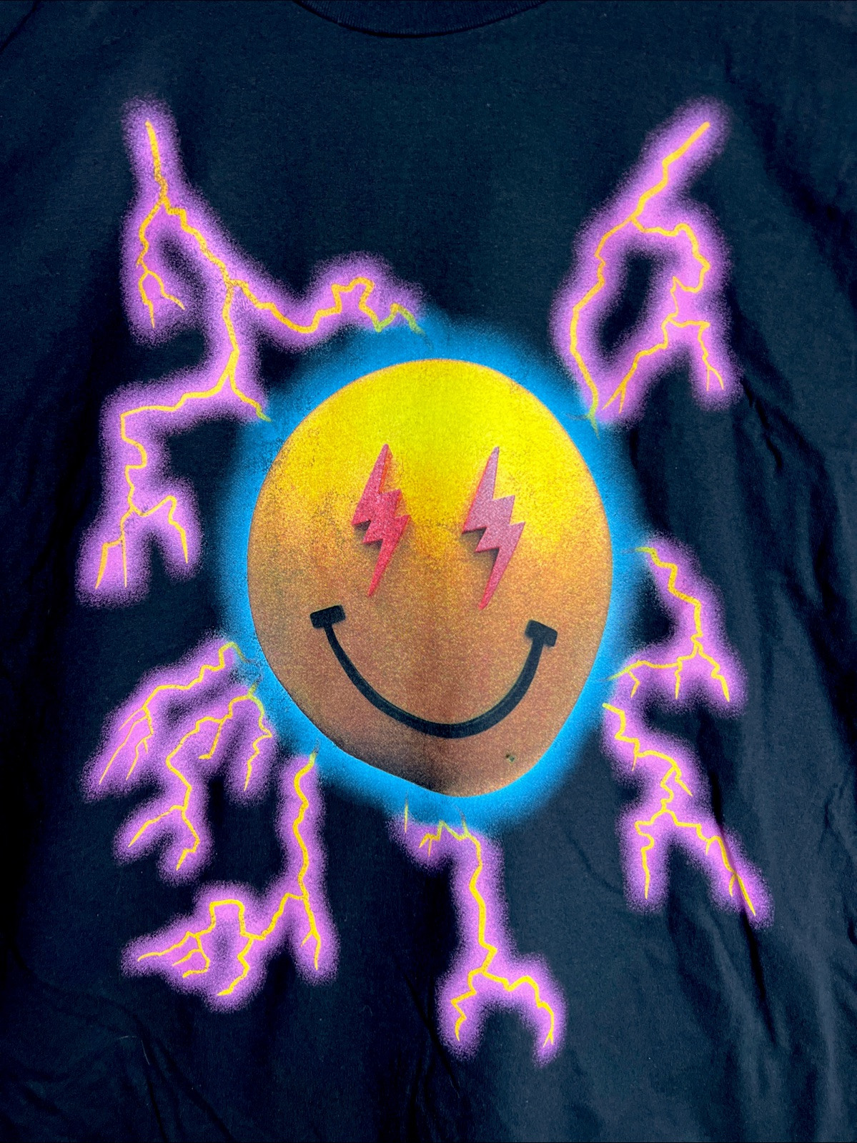 J. Balvin Jose Tour 2022 Official T-Shirt Vibras Smiley Thunder XXL Black ~NWOT gallery