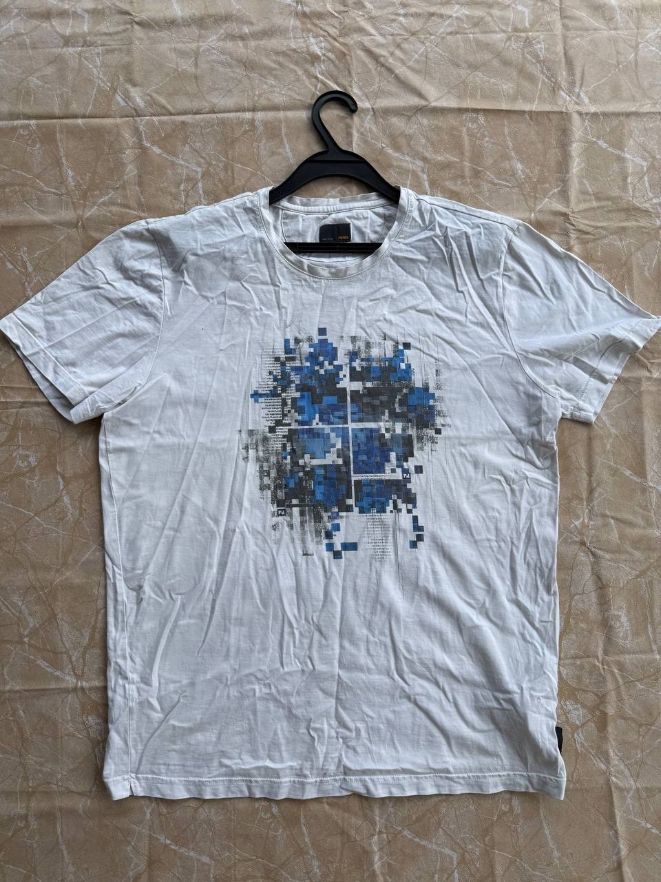 Fendi Roma Men's Graphic T-Shirt Size IT 54 L-XL White Blue Pixel Art Cotton gallery