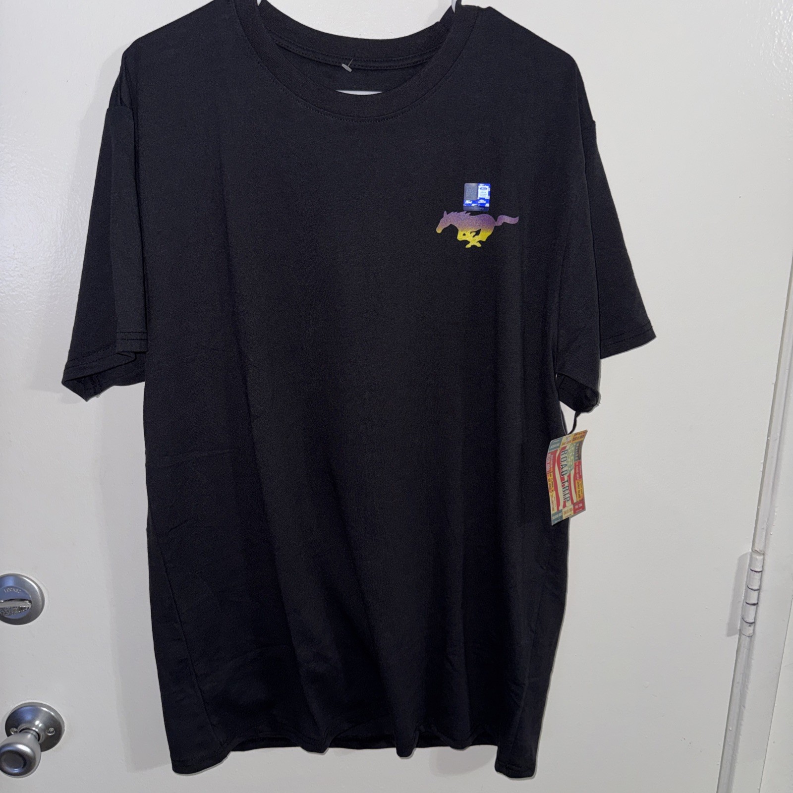 Ford Road Trip T-Shirt Mens XL Black Retro Santa Monica Mustang Fever Graphic