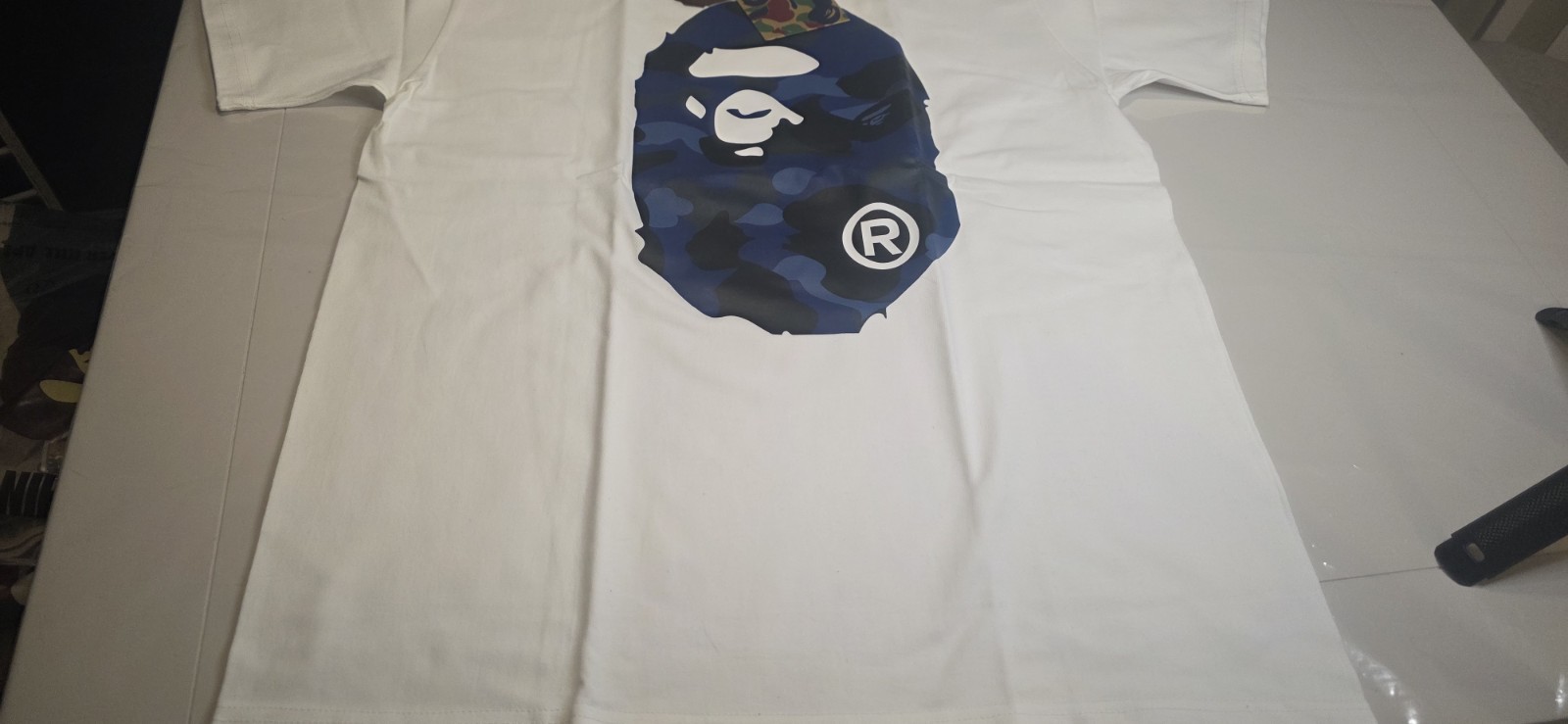 A Bathing Ape BAPE Men’s White Blue Camo Ape Head Logo Crew Neck T-Shirt L gallery
